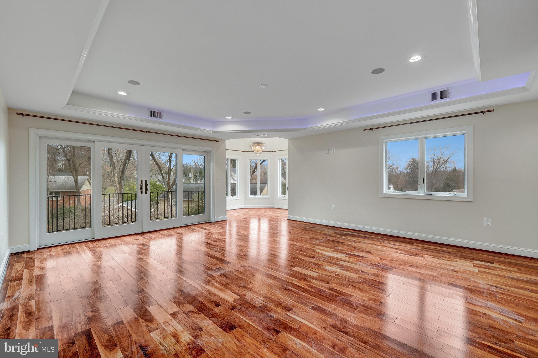 CHESTERBROOK WOODS - Residential Lease