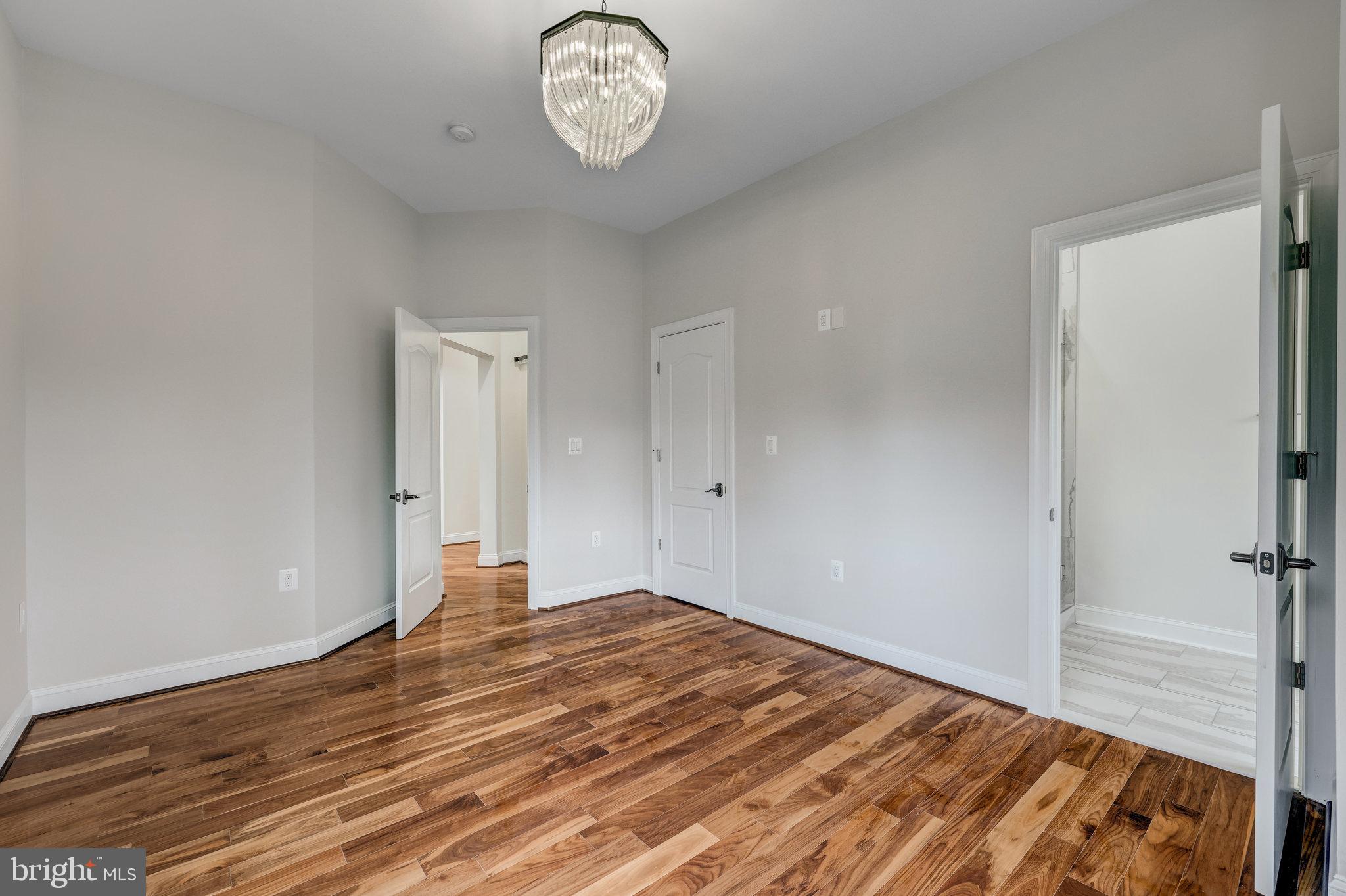 CHESTERBROOK WOODS - Residential Lease