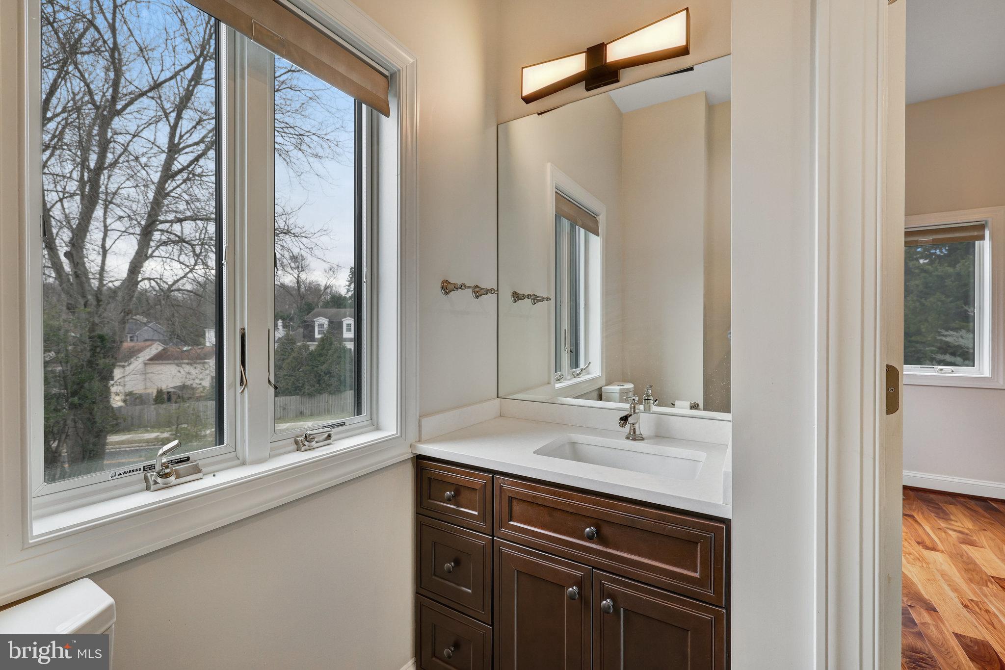 CHESTERBROOK WOODS - Residential Lease
