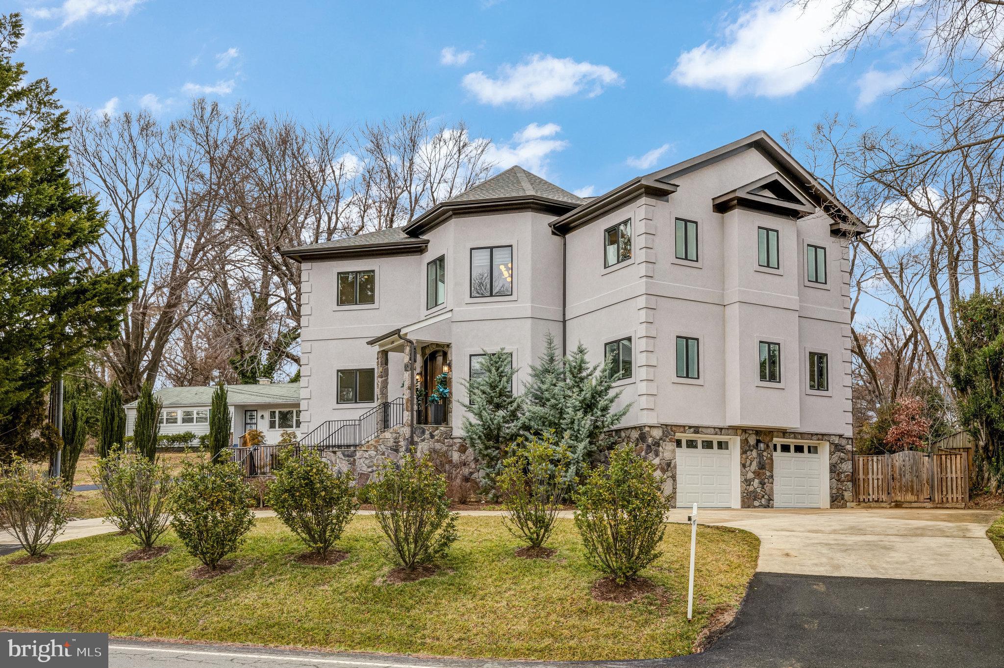 CHESTERBROOK WOODS - Residential Lease