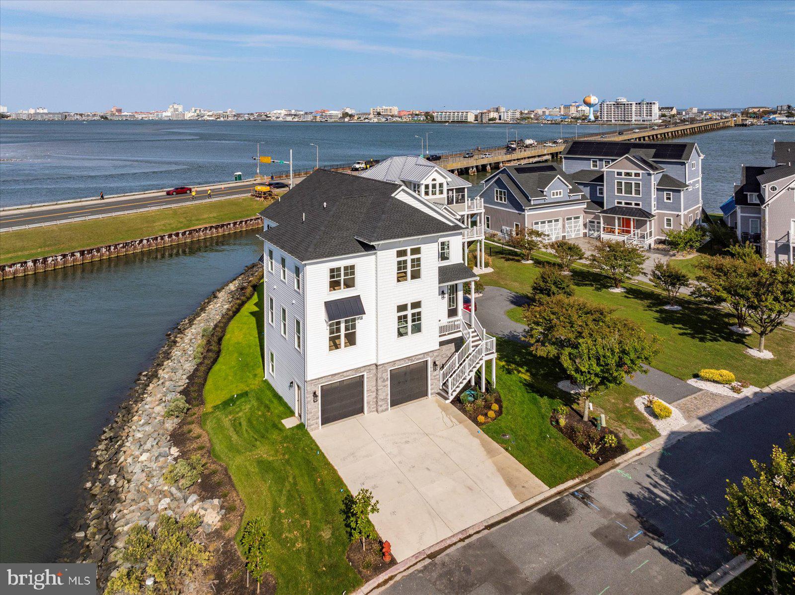 ESTATES AT INLET ISLE - Residential