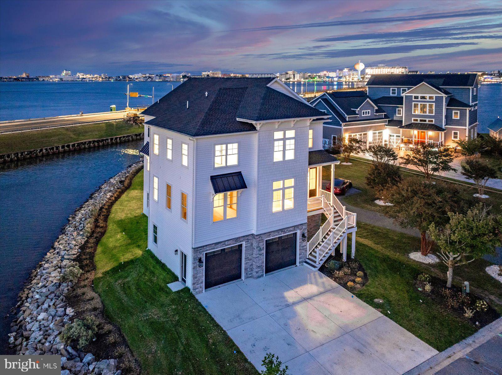 ESTATES AT INLET ISLE - Residential