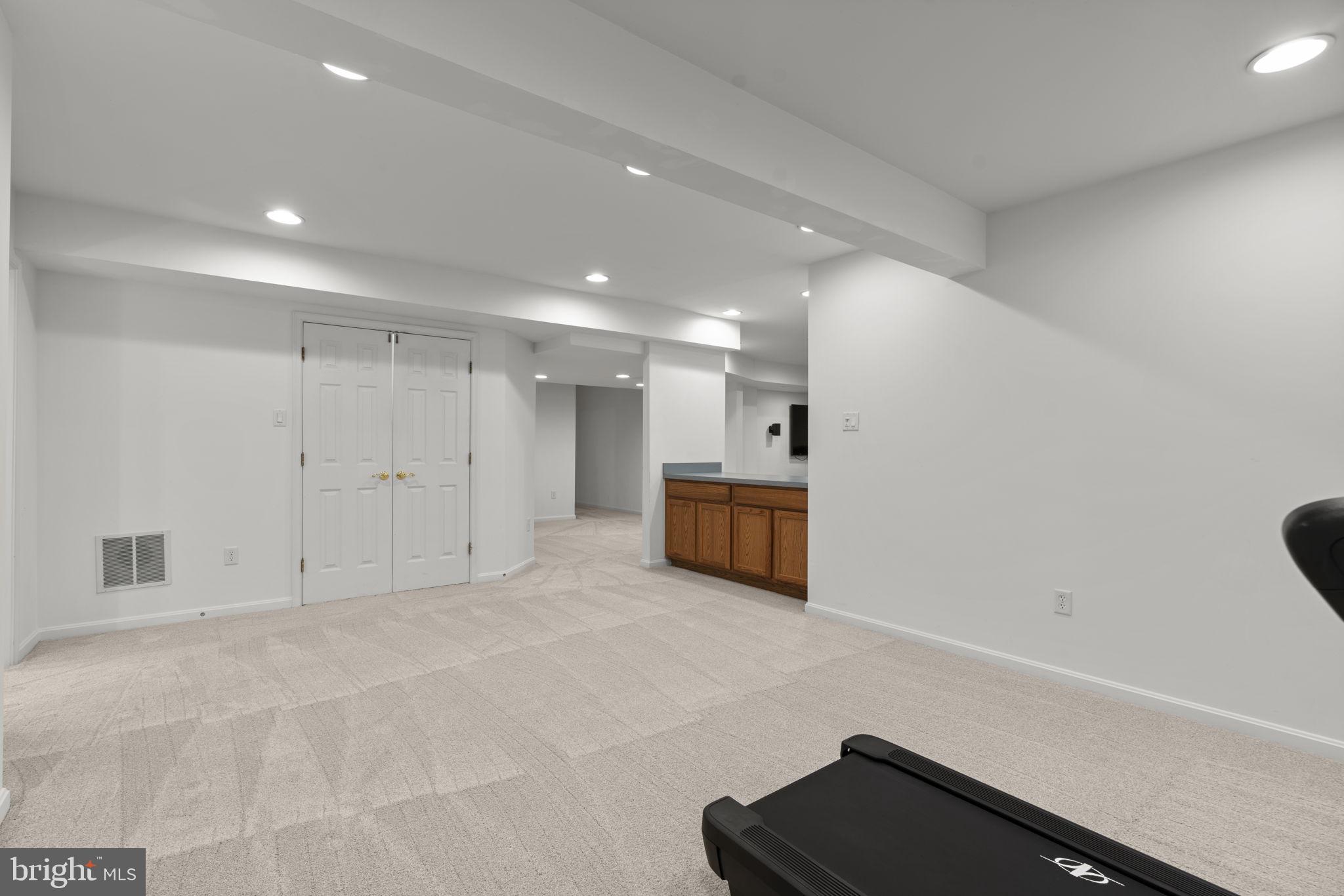 HICKORY RIDGE - Residential