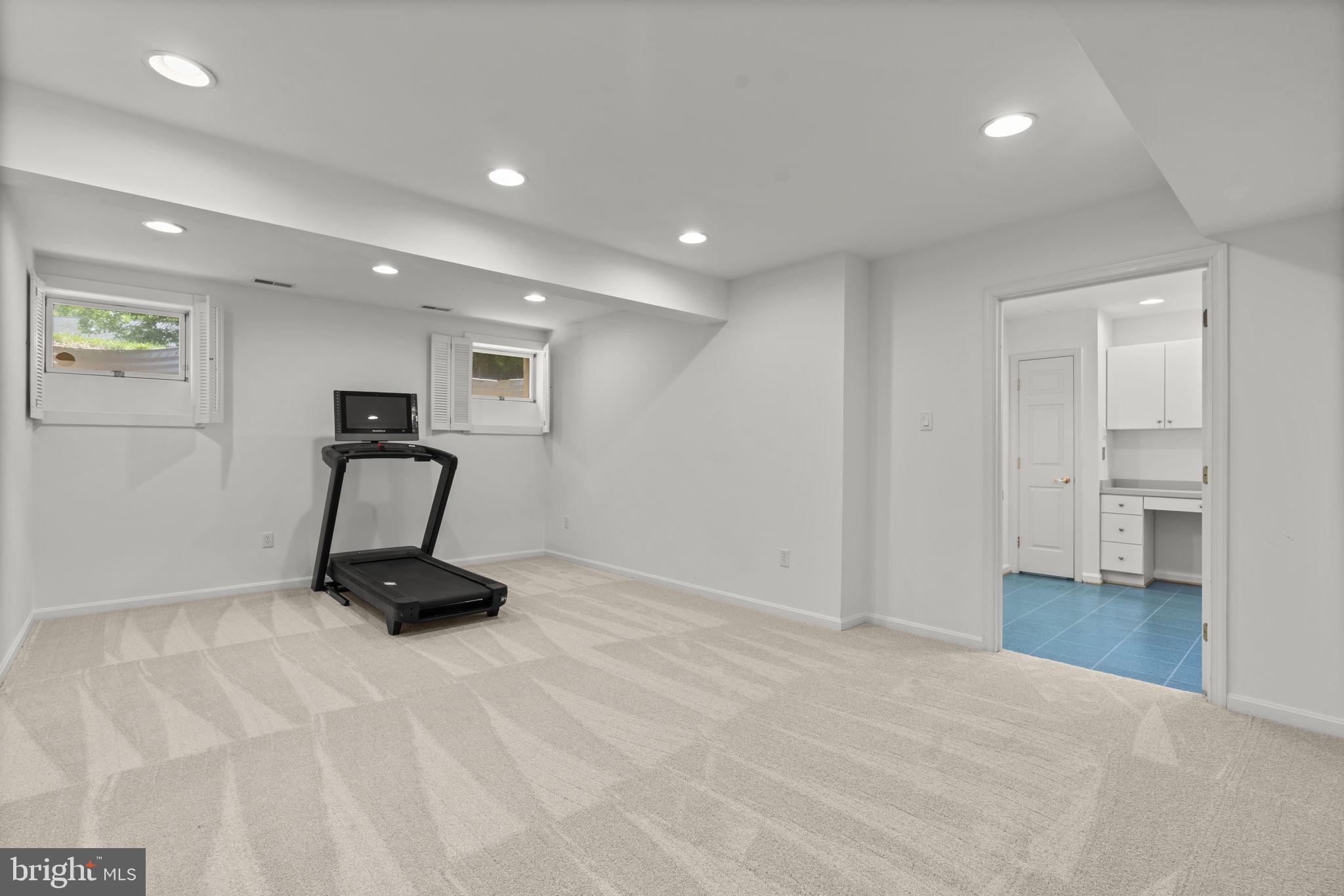 HICKORY RIDGE - Residential