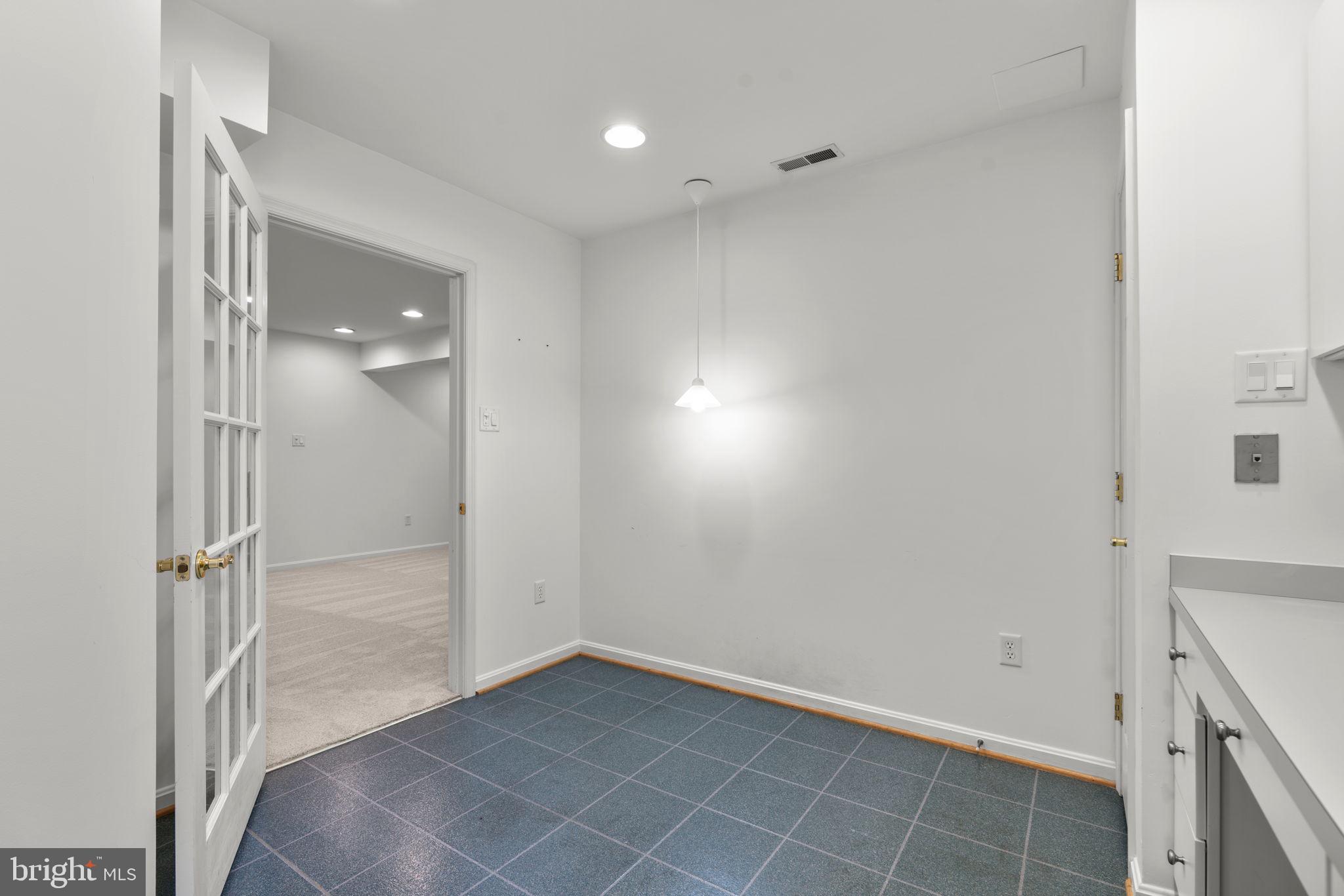 HICKORY RIDGE - Residential