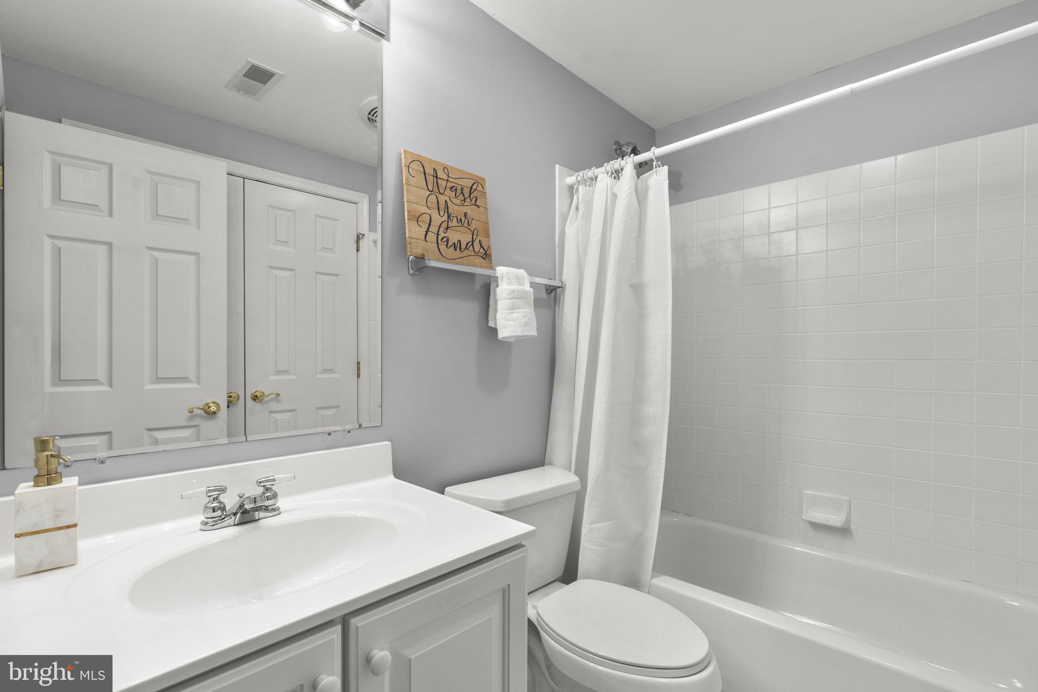 HICKORY RIDGE - Residential