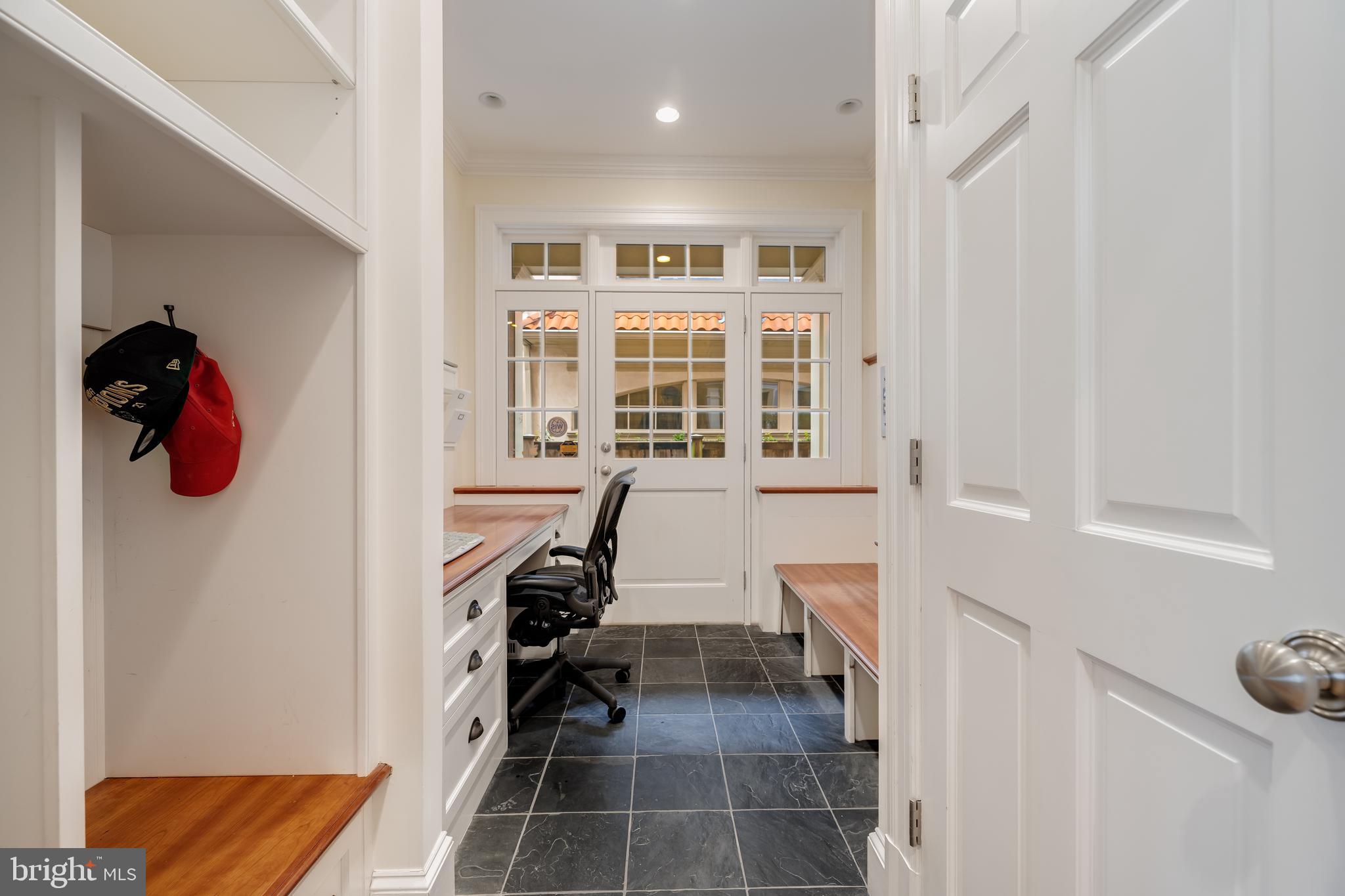 CLEVELAND PARK - Residential