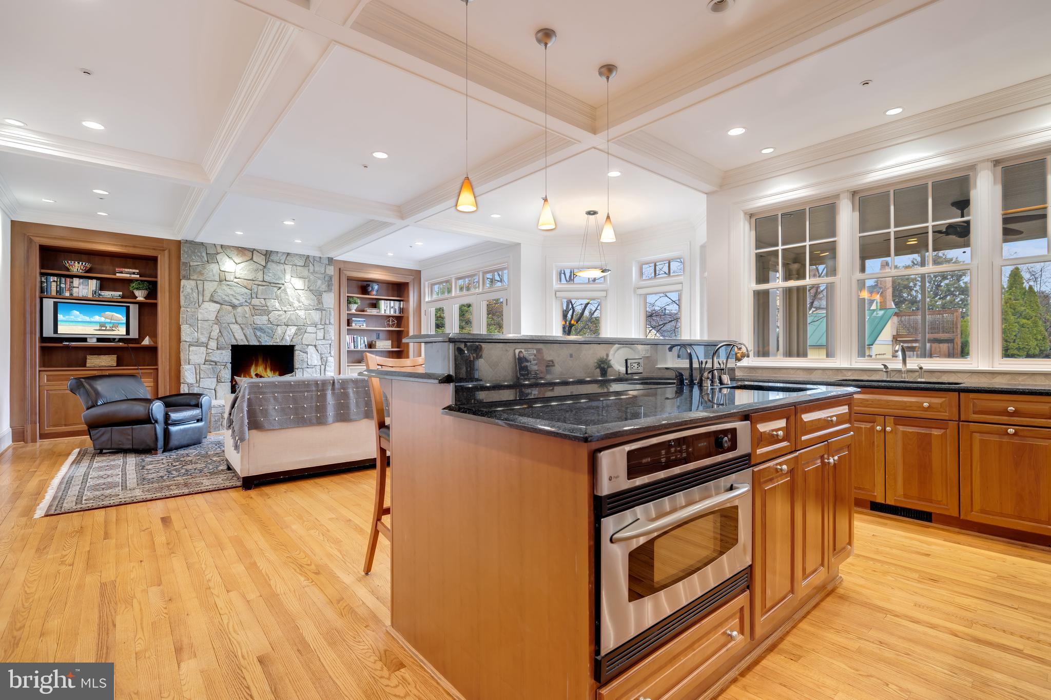 CLEVELAND PARK - Residential