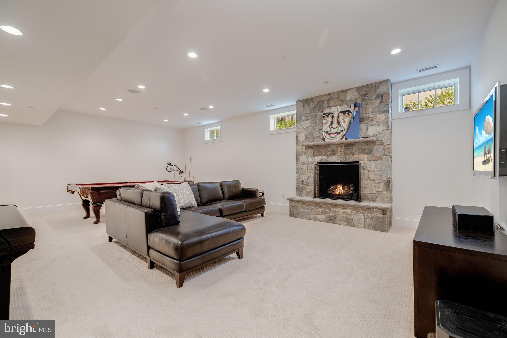 CLEVELAND PARK - Residential