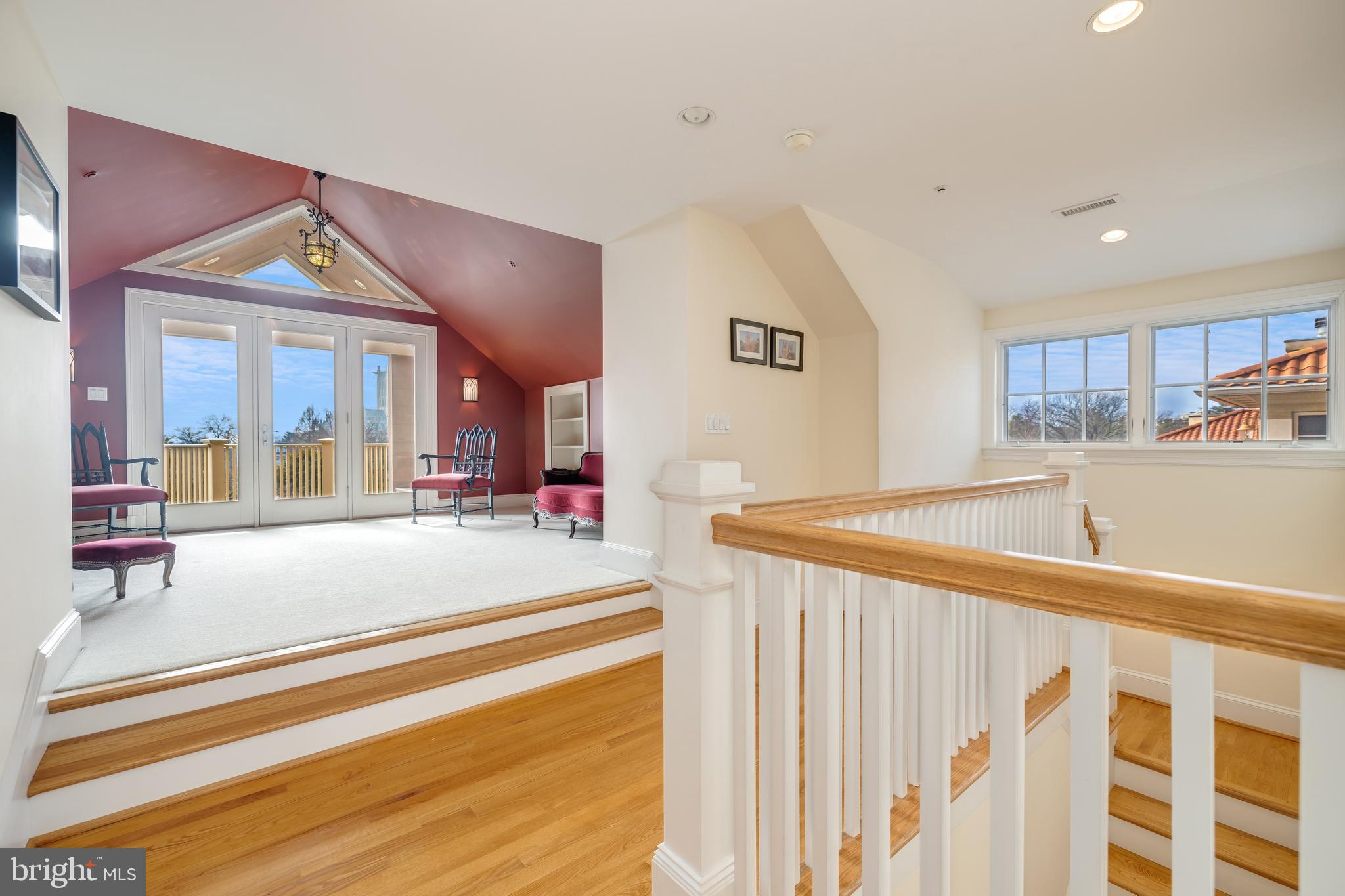 CLEVELAND PARK - Residential