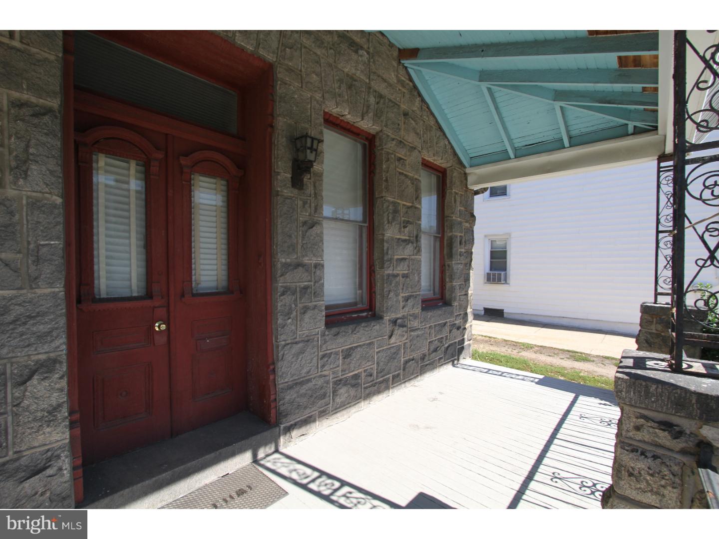 BRIDESBURG - Residential