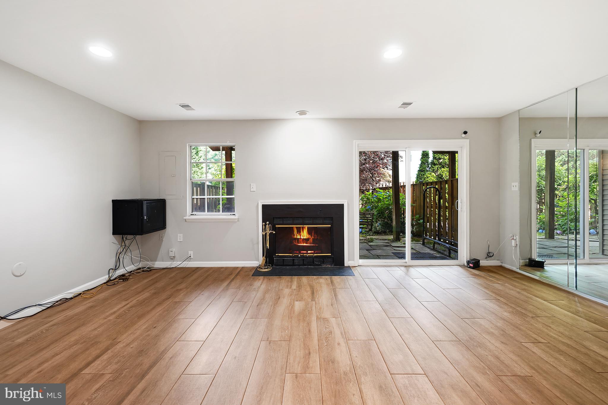 AMBERFIELD - Residential