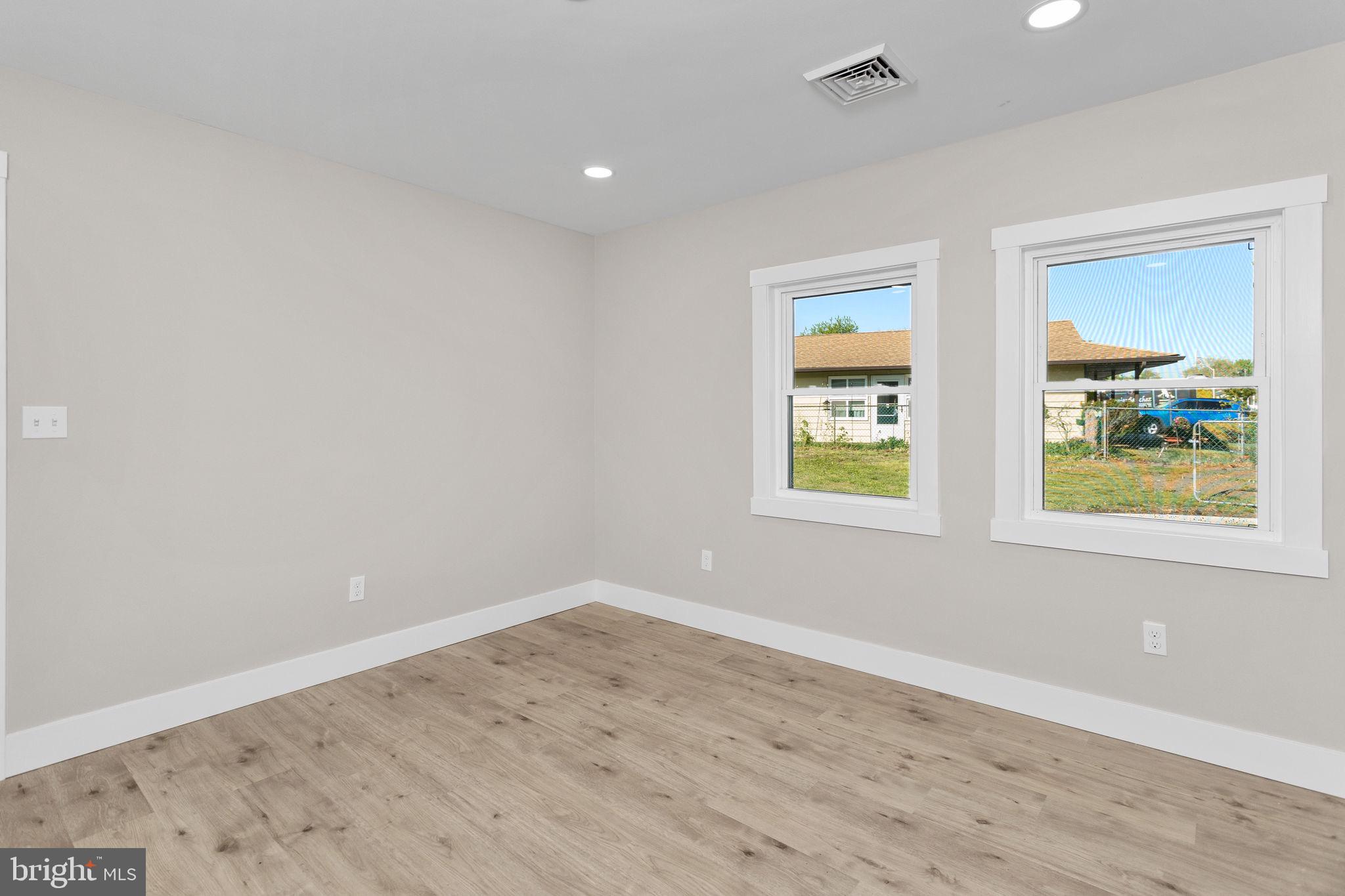 ORANGEWOOD - Residential