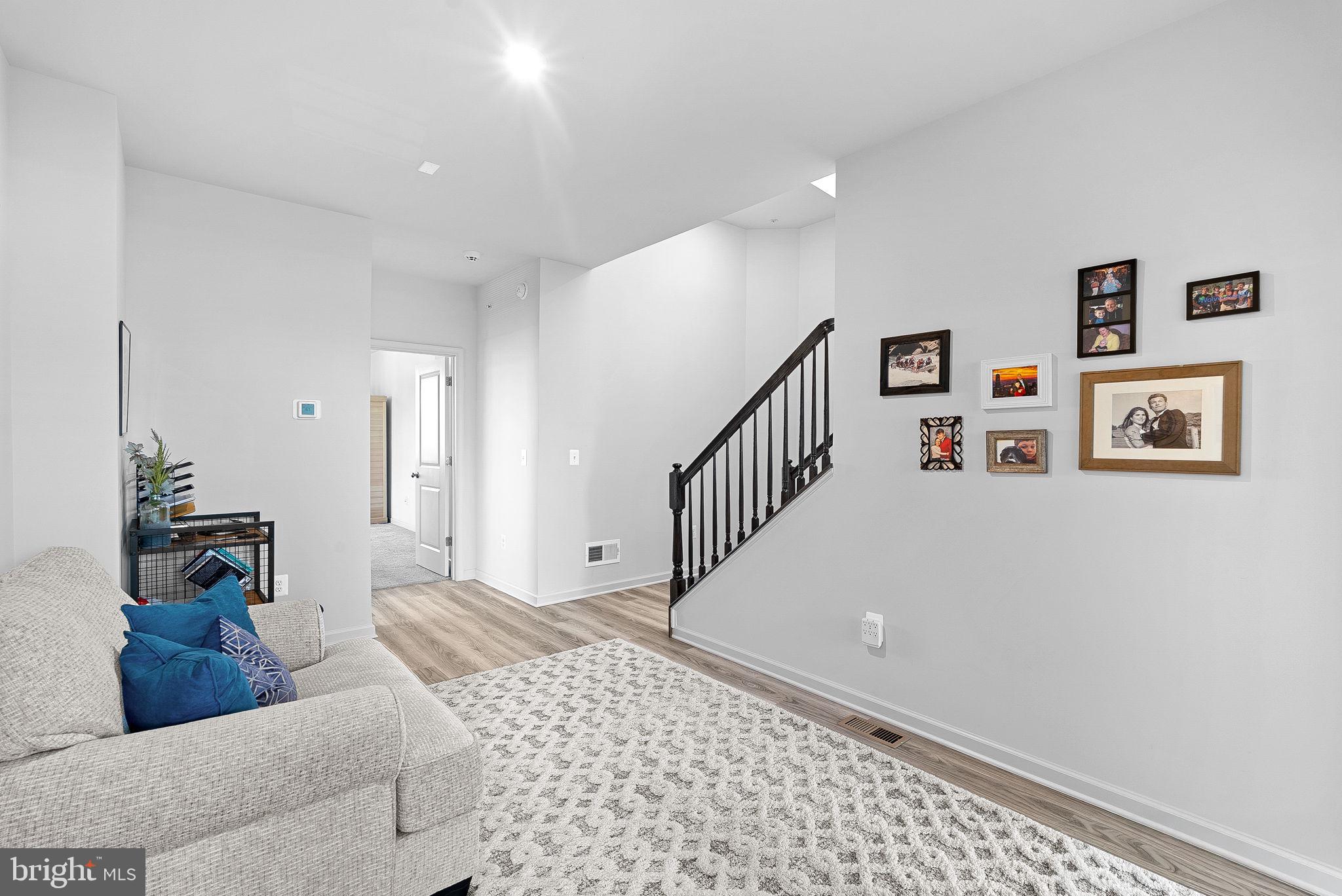 NEABSCO COMMONS - Residential Lease