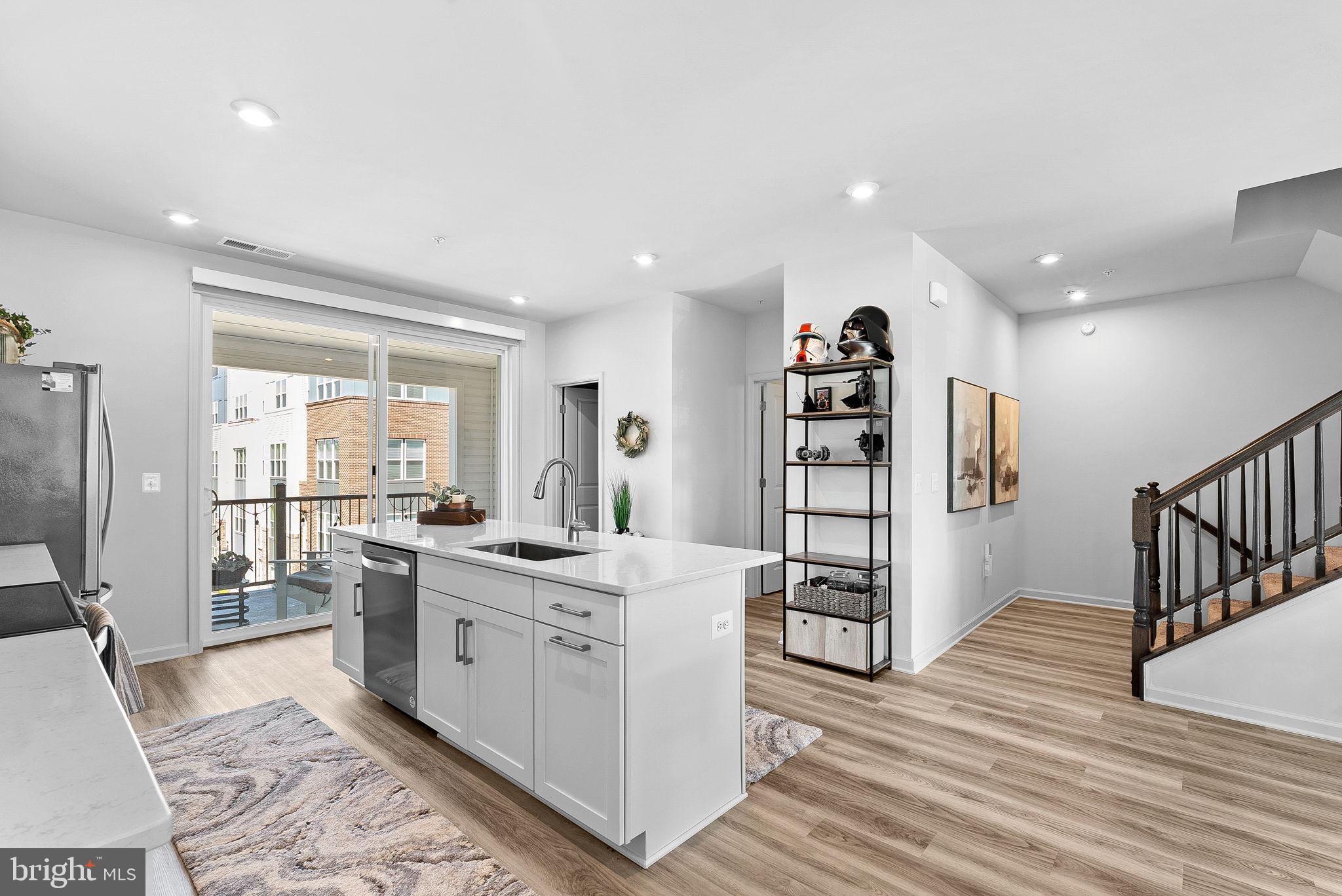 NEABSCO COMMONS - Residential Lease