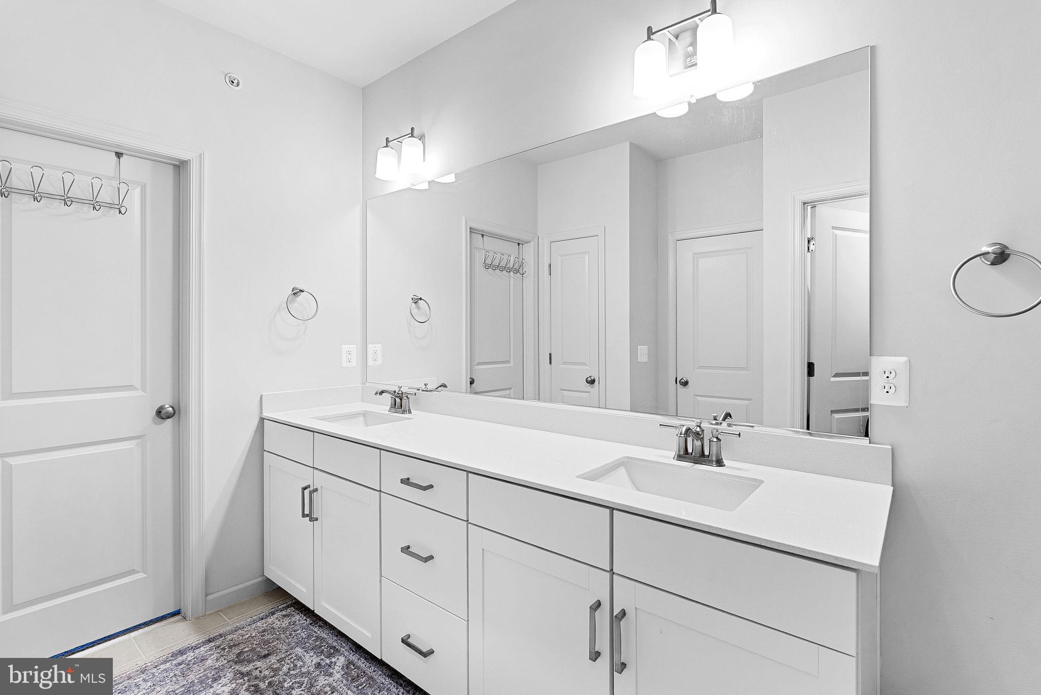 NEABSCO COMMONS - Residential Lease