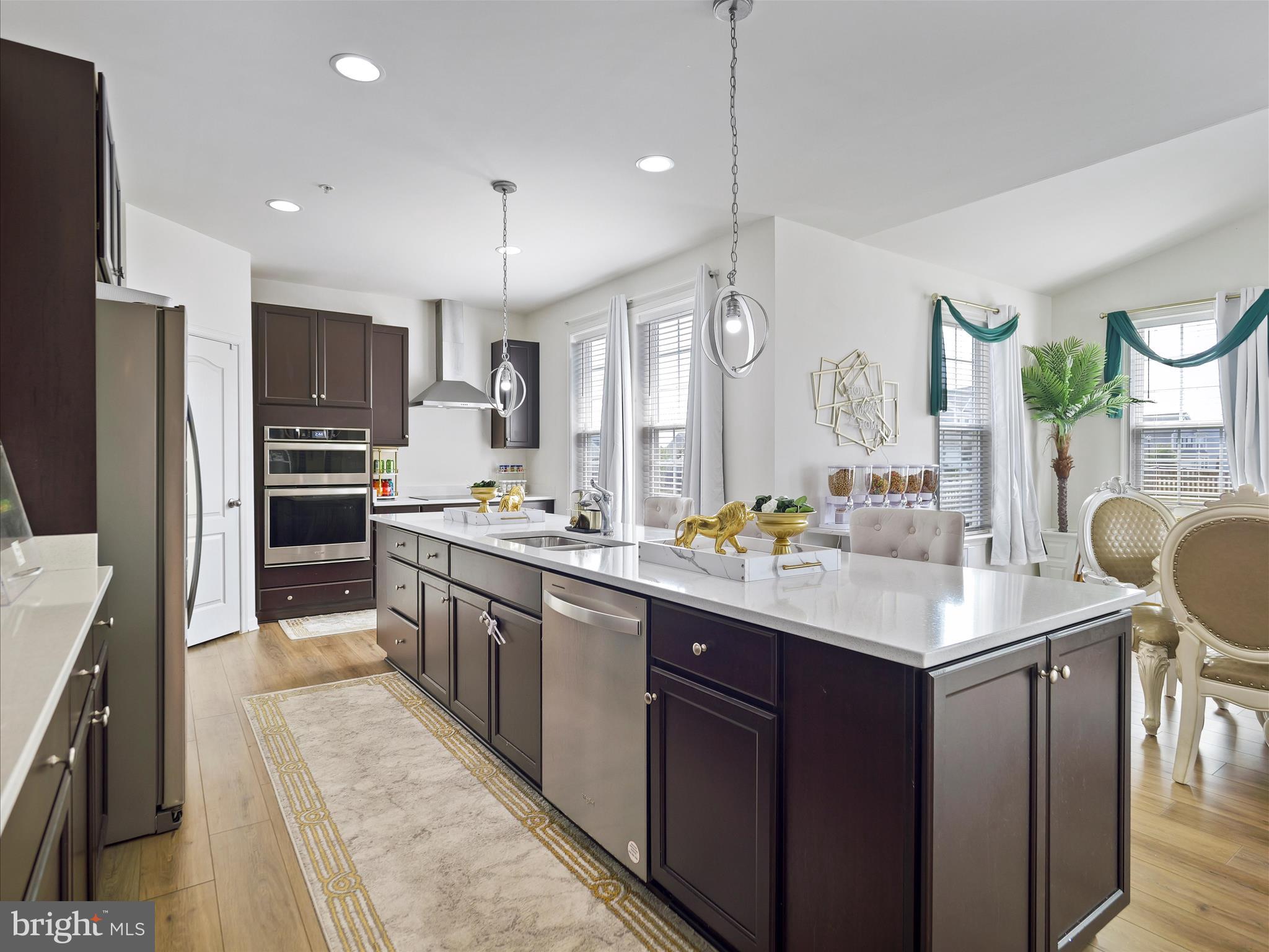 WEST FIELDS - Residential
