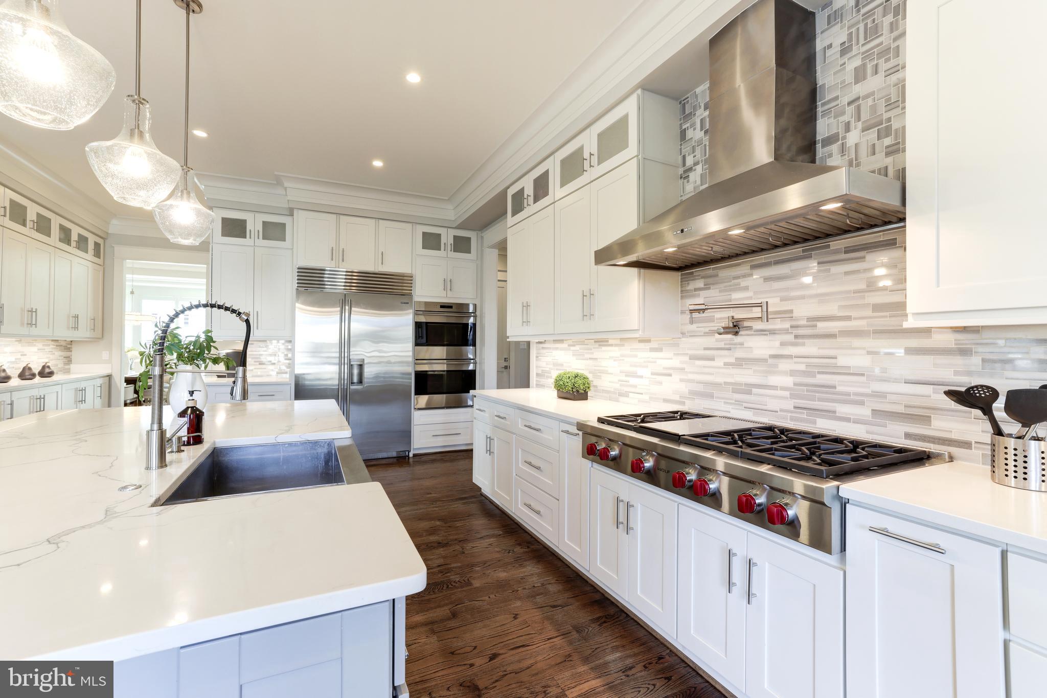 BROYHILLS MCLEAN ESTATES - Residential