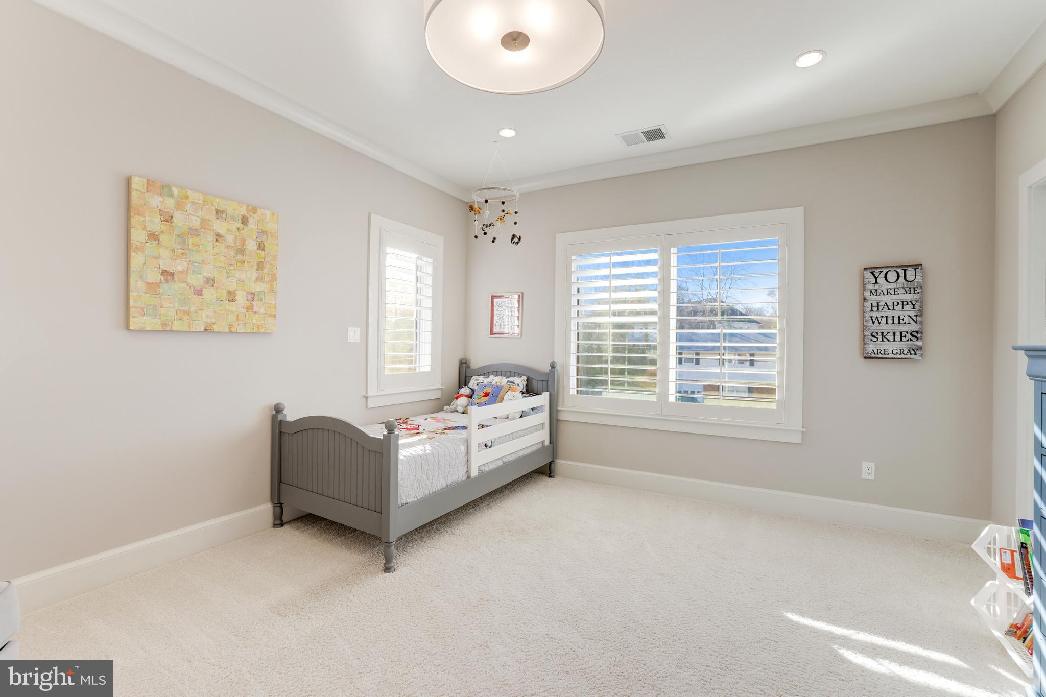 BROYHILLS MCLEAN ESTATES - Residential
