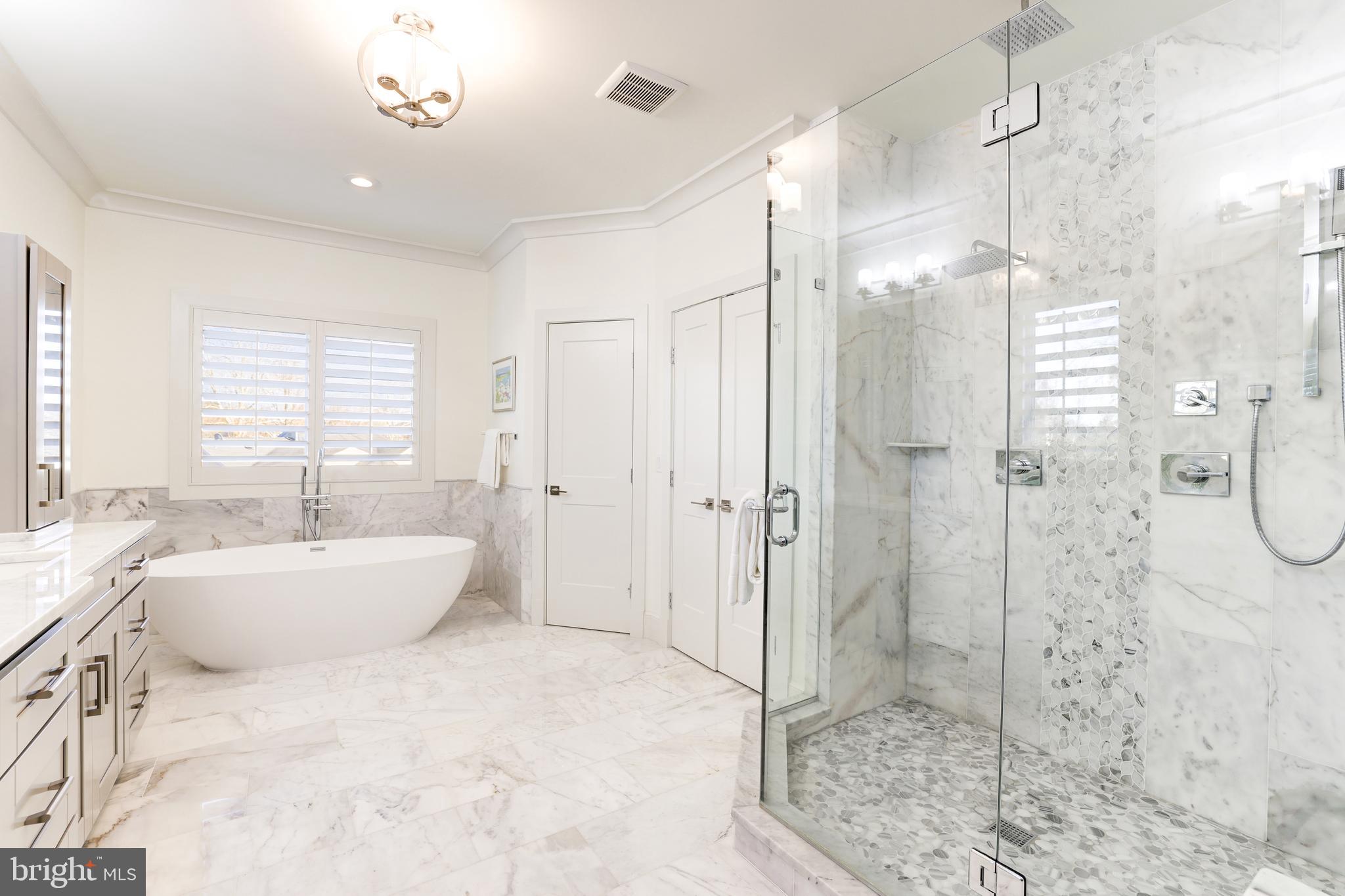 BROYHILLS MCLEAN ESTATES - Residential