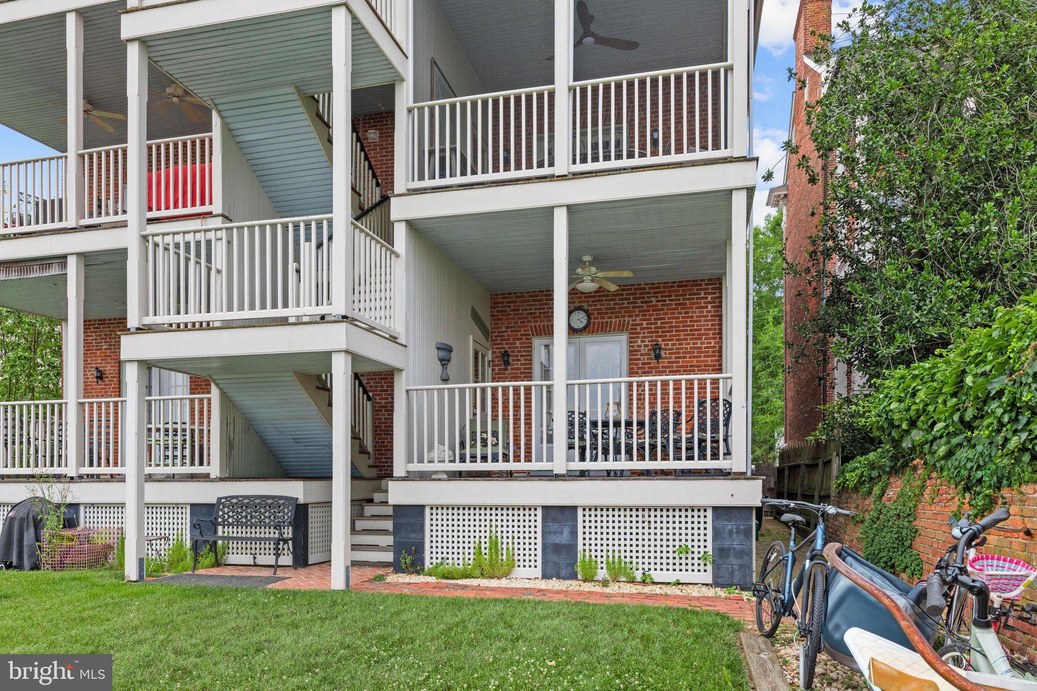 WATER STREET - Residential