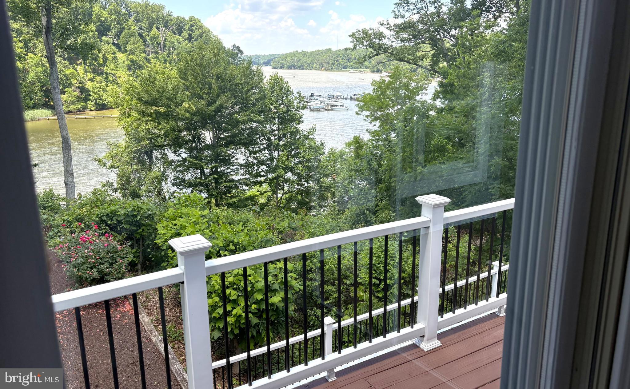 PORT ISLE - Residential