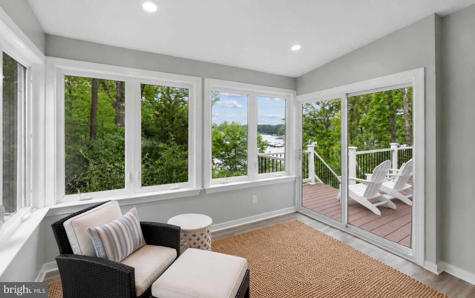 PORT ISLE - Residential