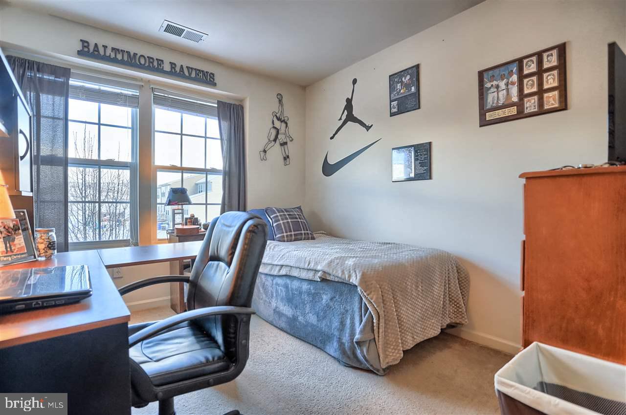 NORTHFIELD - Residential