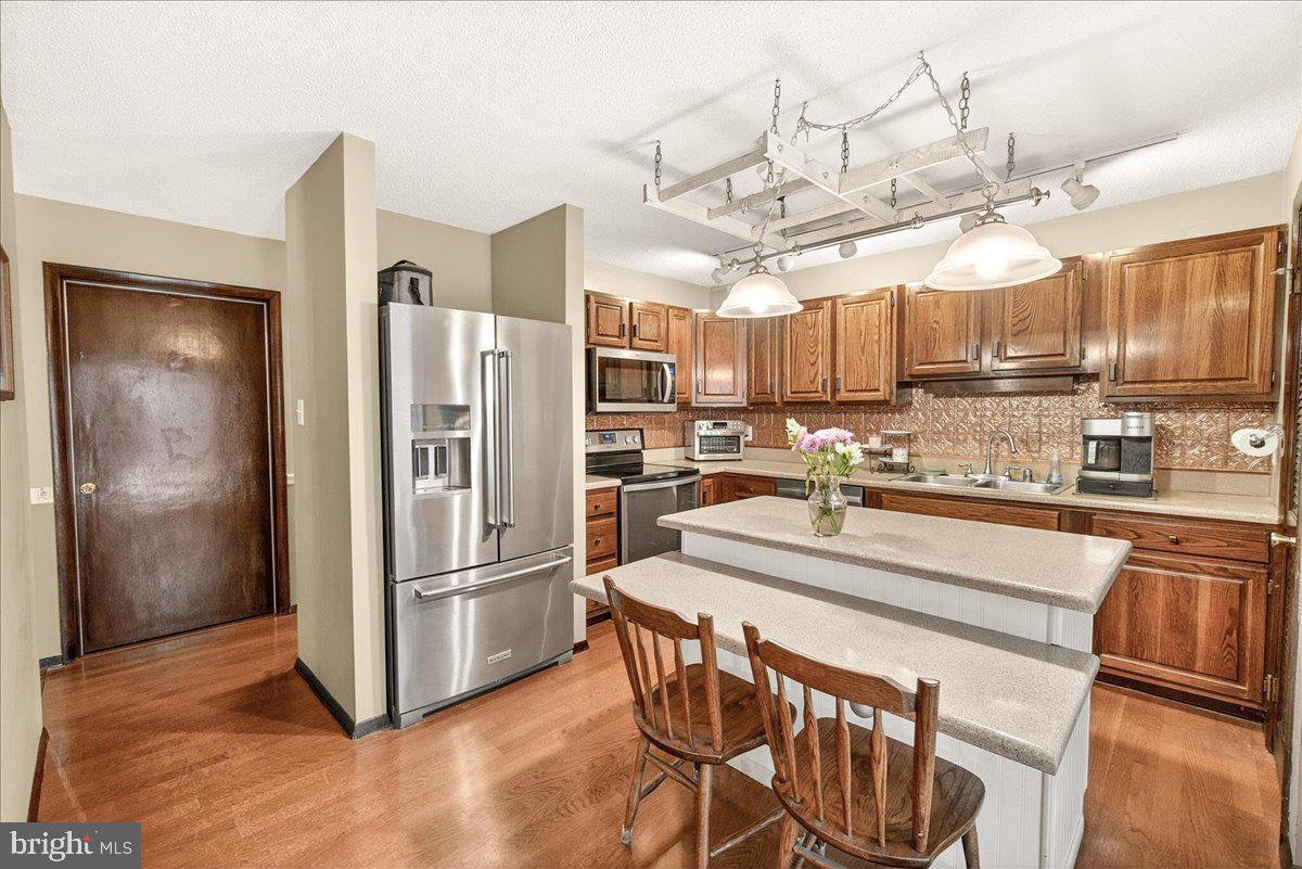 ROBINWOOD - Residential