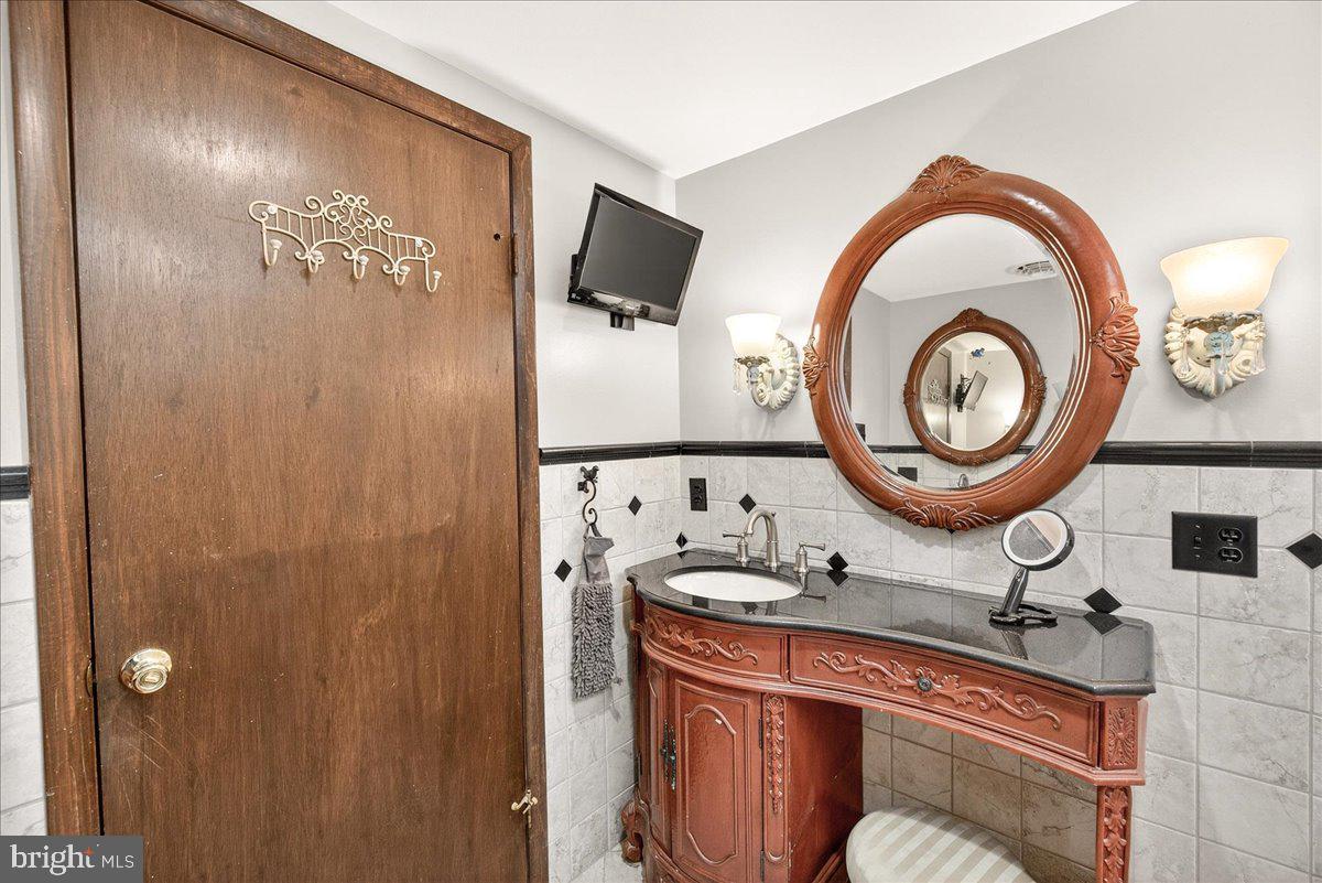 ROBINWOOD - Residential