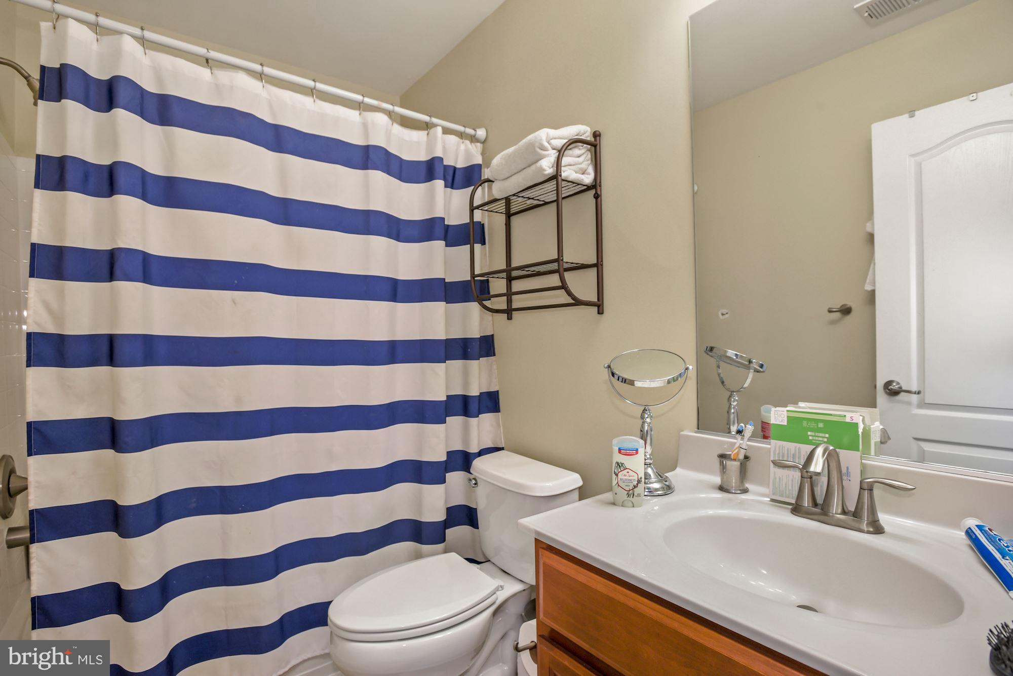 EVERGREEN VILLAGE - Residential Lease
