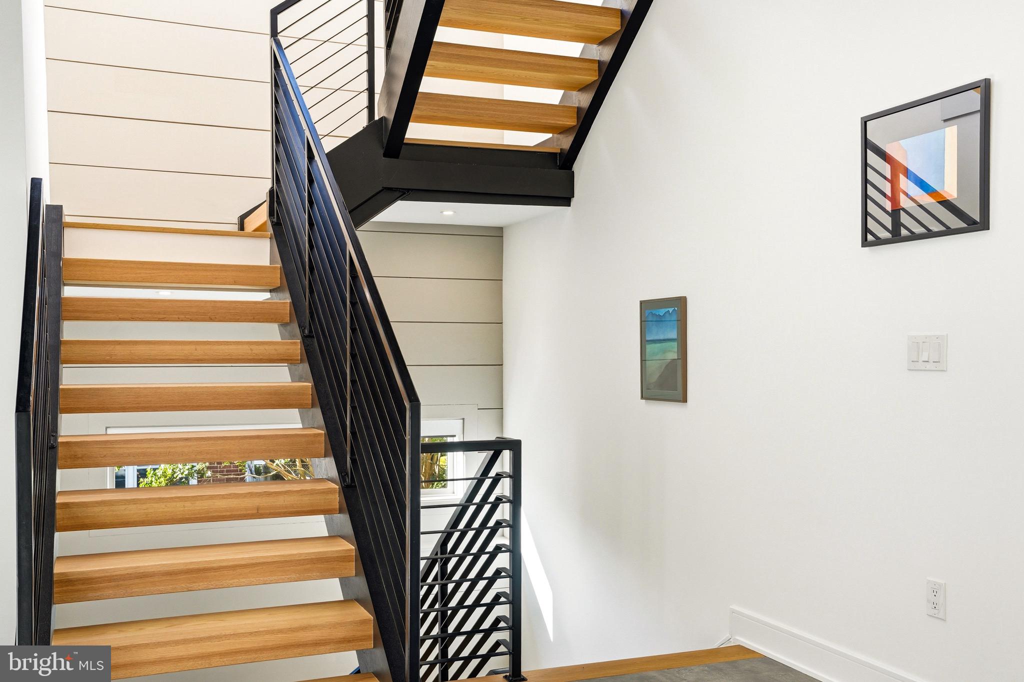BROYHILLS MCLEAN ESTATES - Residential