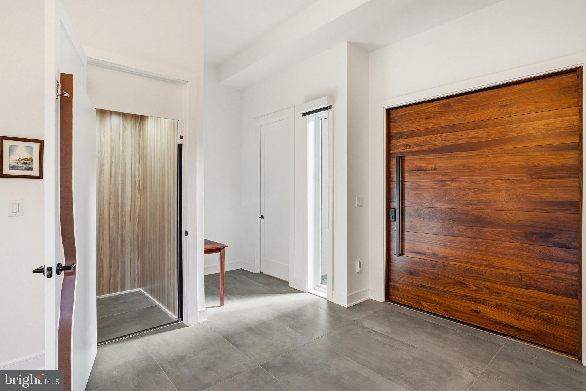 BROYHILLS MCLEAN ESTATES - Residential