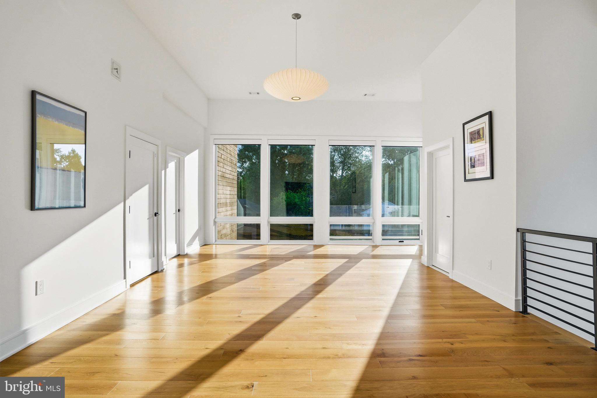 BROYHILLS MCLEAN ESTATES - Residential