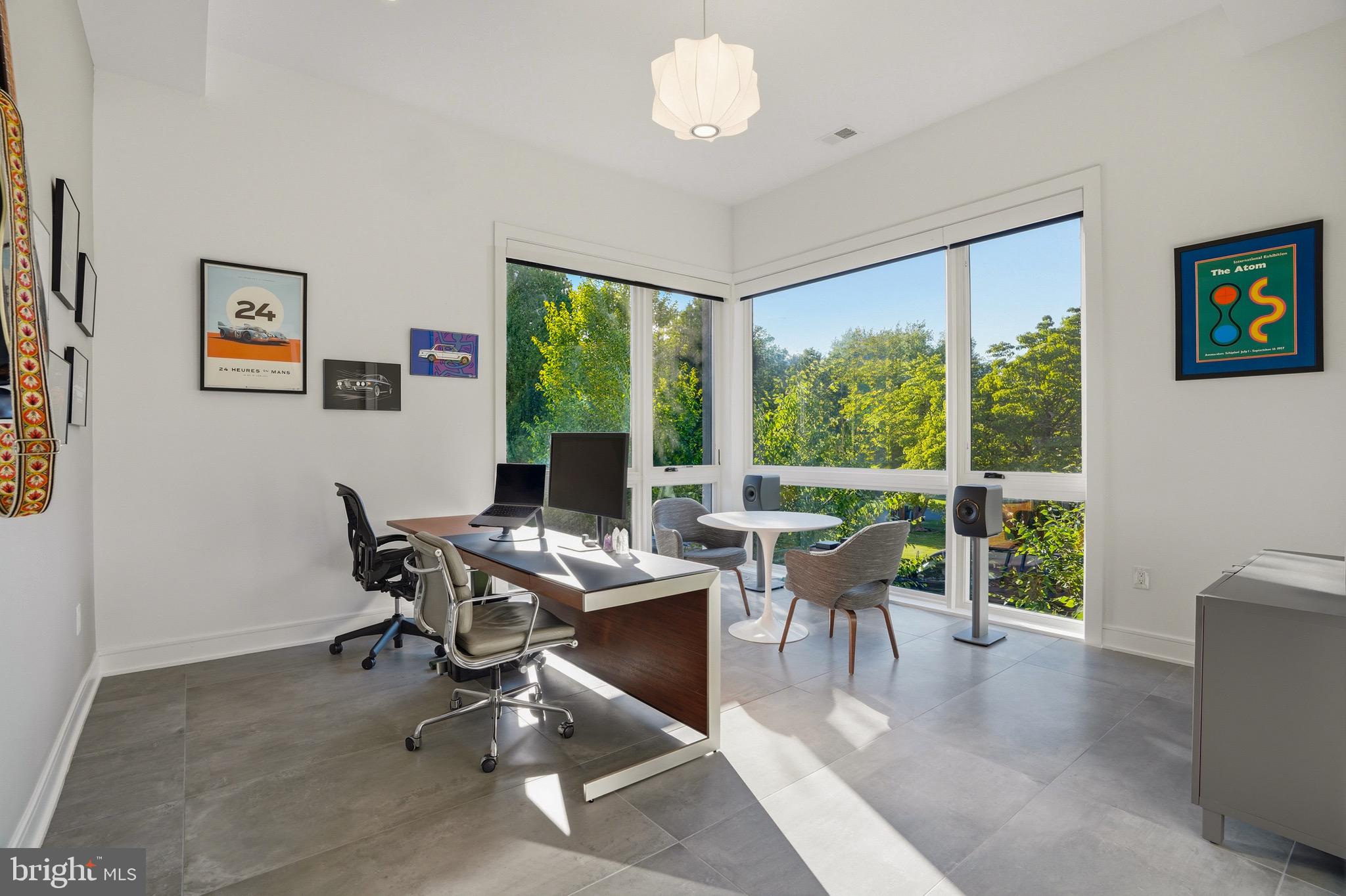 BROYHILLS MCLEAN ESTATES - Residential
