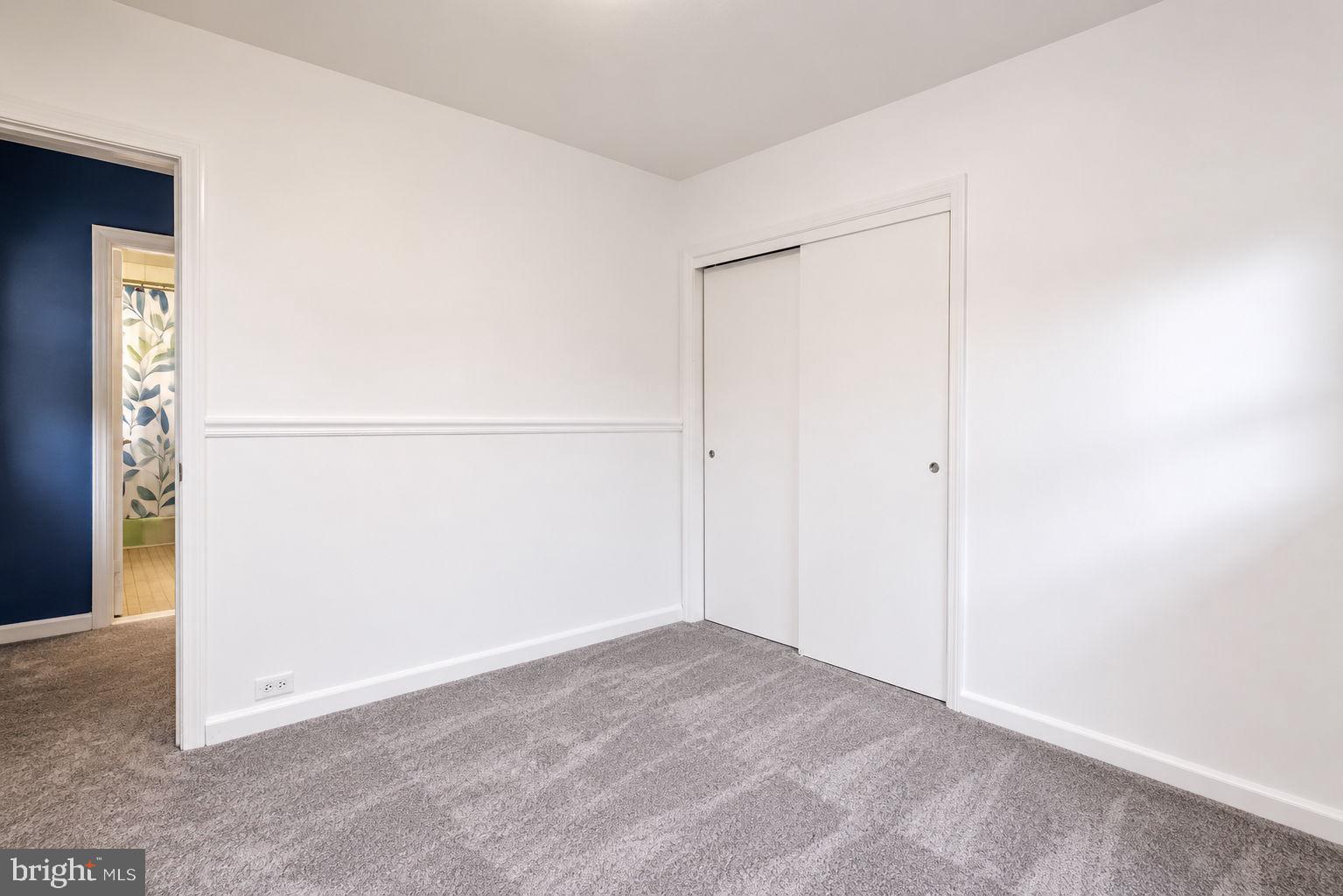 FOX CHASE - Residential