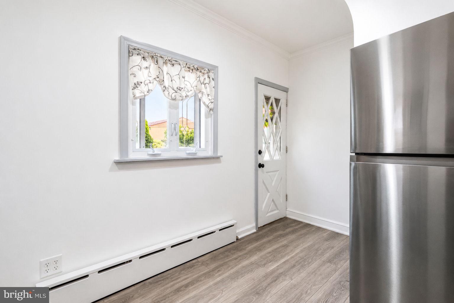 FOX CHASE - Residential