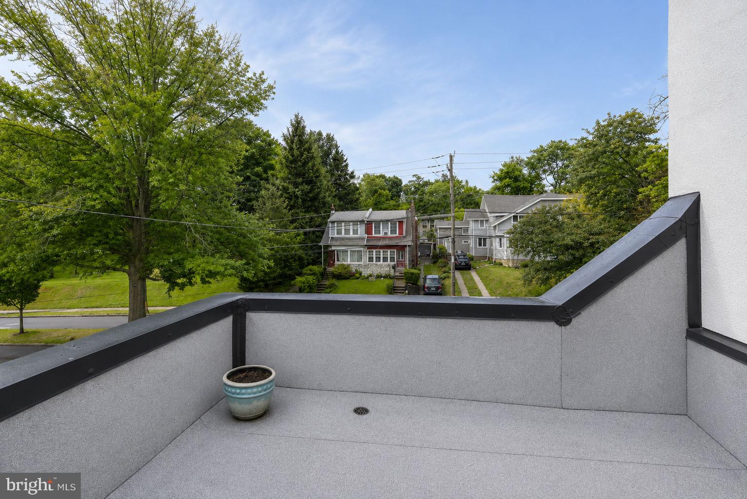 FOX CHASE - Residential