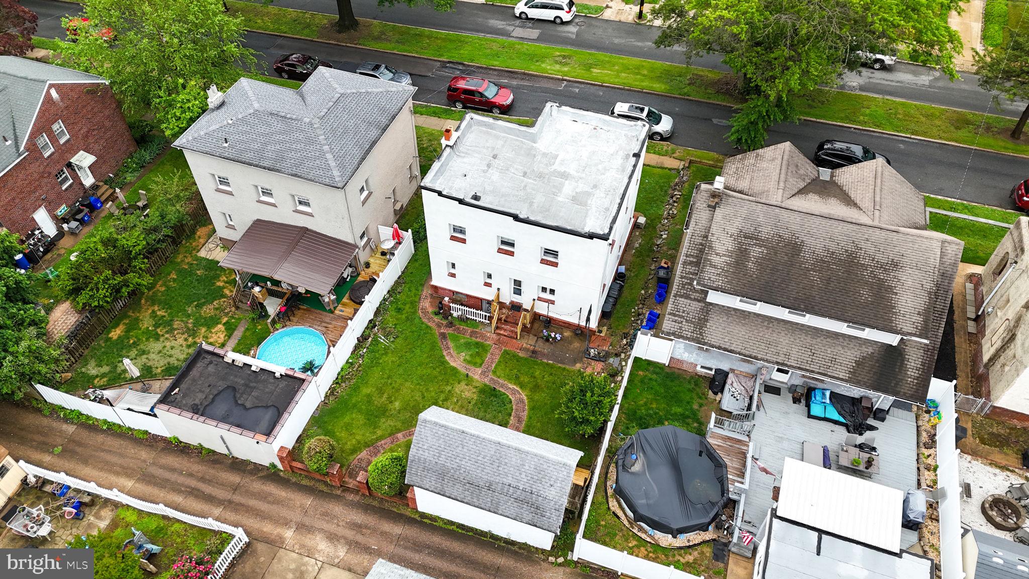 FOX CHASE - Residential