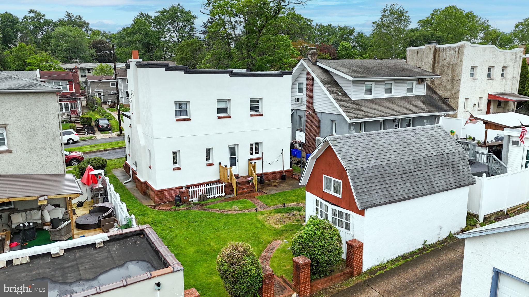 FOX CHASE - Residential
