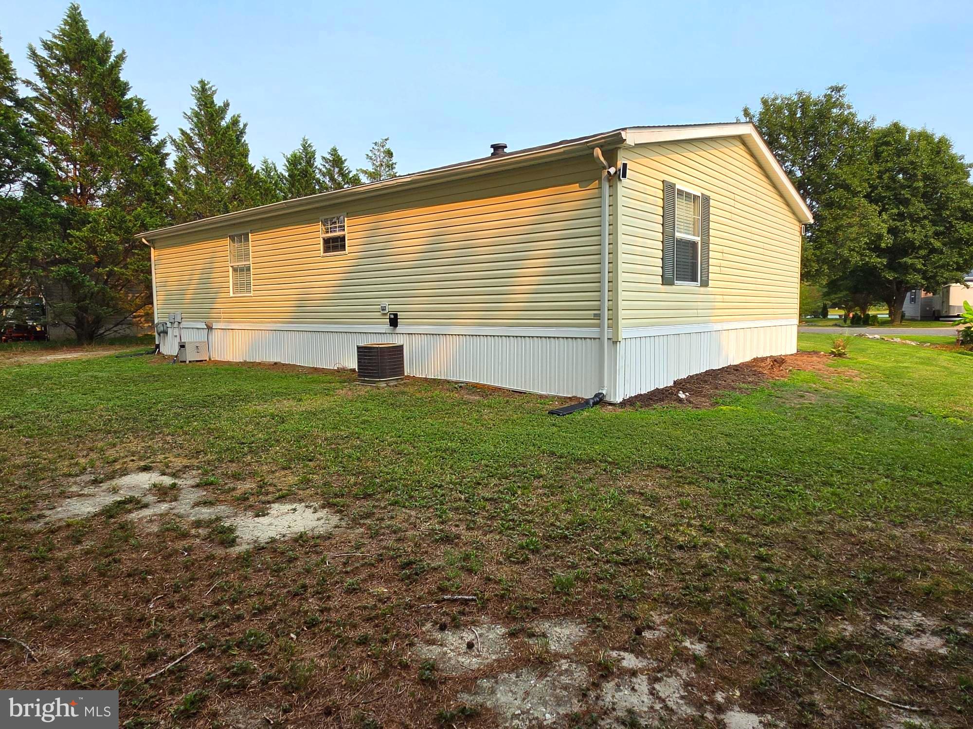 HEBRON WOODS - Residential