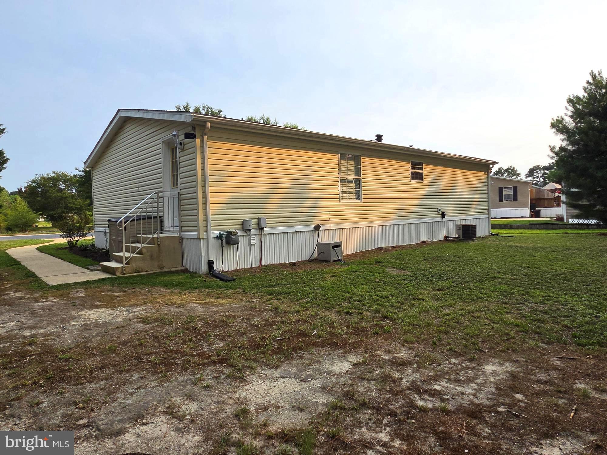HEBRON WOODS - Residential