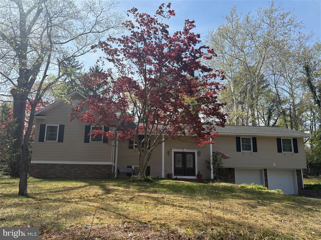 Check out this 6 bedroom, 3.5 bathroom home located in the heart of Severna Park offering a GREAT location, location, location. 

Walking distance to Severna Park High School. 5 minutes  to Severna Park shopping areas. Tucked back off Benfield Rd at the end of a cul-de-sac for private feel. Step out the door and walk down the beach road to the water on Forked Creek. 

Spacious Master Suite with large bathroom and walk in closet. 
Main level laundry room conveniently located between 4 upper bedrooms. Grand entry opens up to a HUGE open concept living room/kitchen/dining space is a dream for those who love to host large gatherings. Kitchen has large 2 level island with granite counters and good prep space and seating space for 4. Stainless steel appliances. Expansive living room has a wood burning stove. Large dining area with walk out to large, quiet screened in porch perfect for morning coffee or hosting cook outs or crab feasts. Finished basement with bathroom, mud room and bedroom. Tons of storage space in interior and exterior crawl spaces and 2 very spacious attic spaces with pull down steps for each. 

Lots of yard space. Giant 6 Car driveway. Modified 2 car garage. 
New roof in Nov 2024. New furnace 2026. Freshly painted throughout. New carpets in Master and basement 2026. Garage Doors 2026. Hardwood throughout main level. Great study/office space with 4 work areas for the kids.