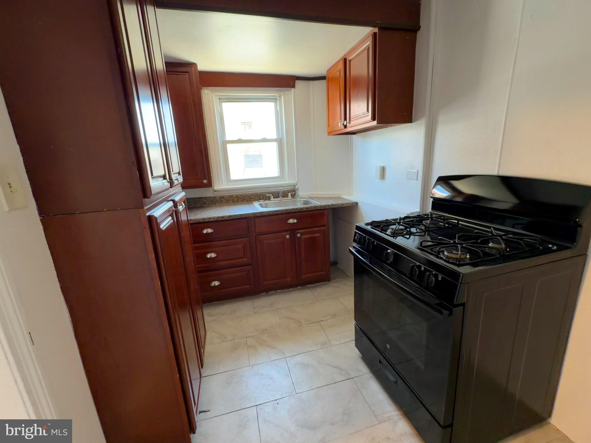 CHESTER CITY - Residential
