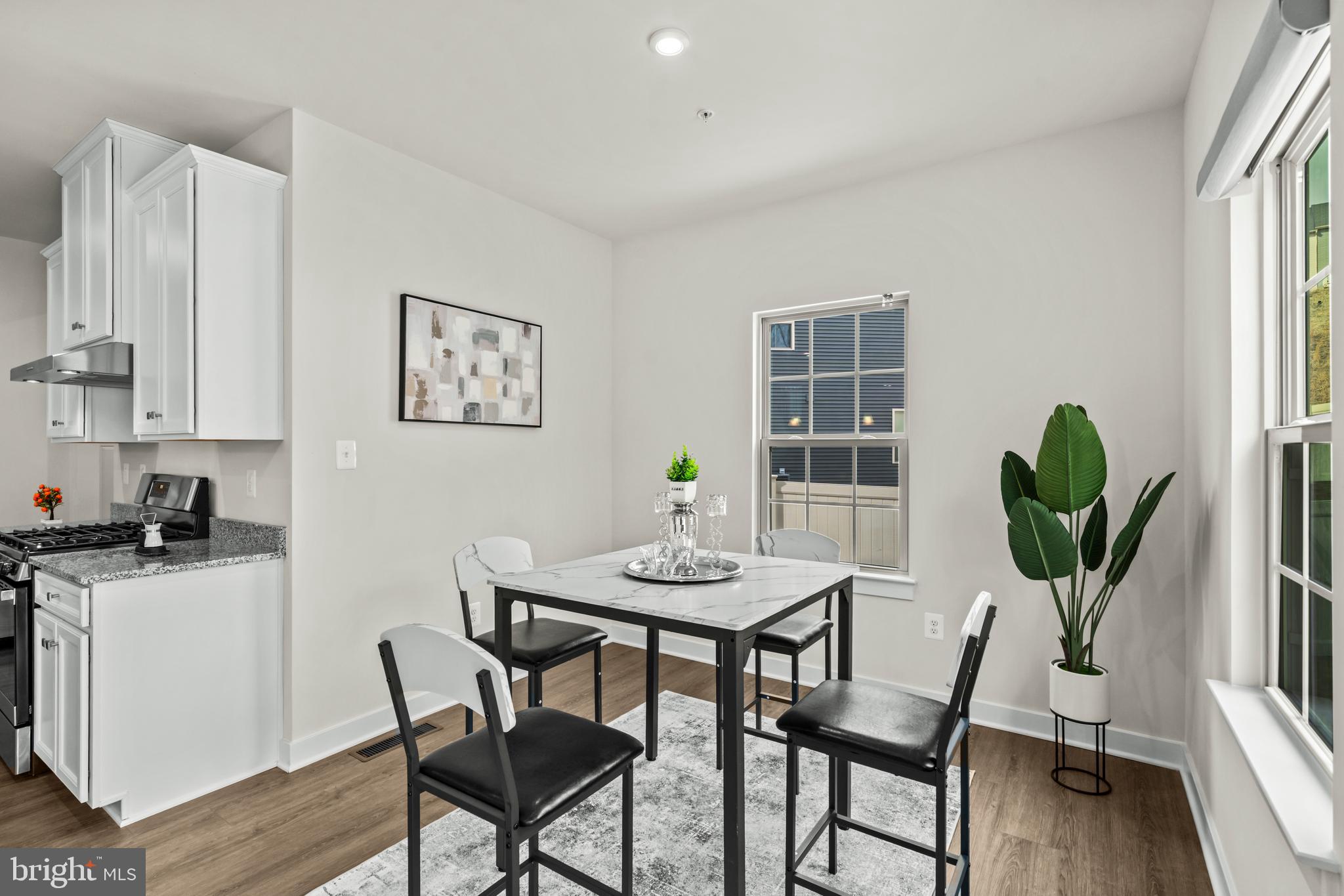 LAKE LINGANORE - Residential