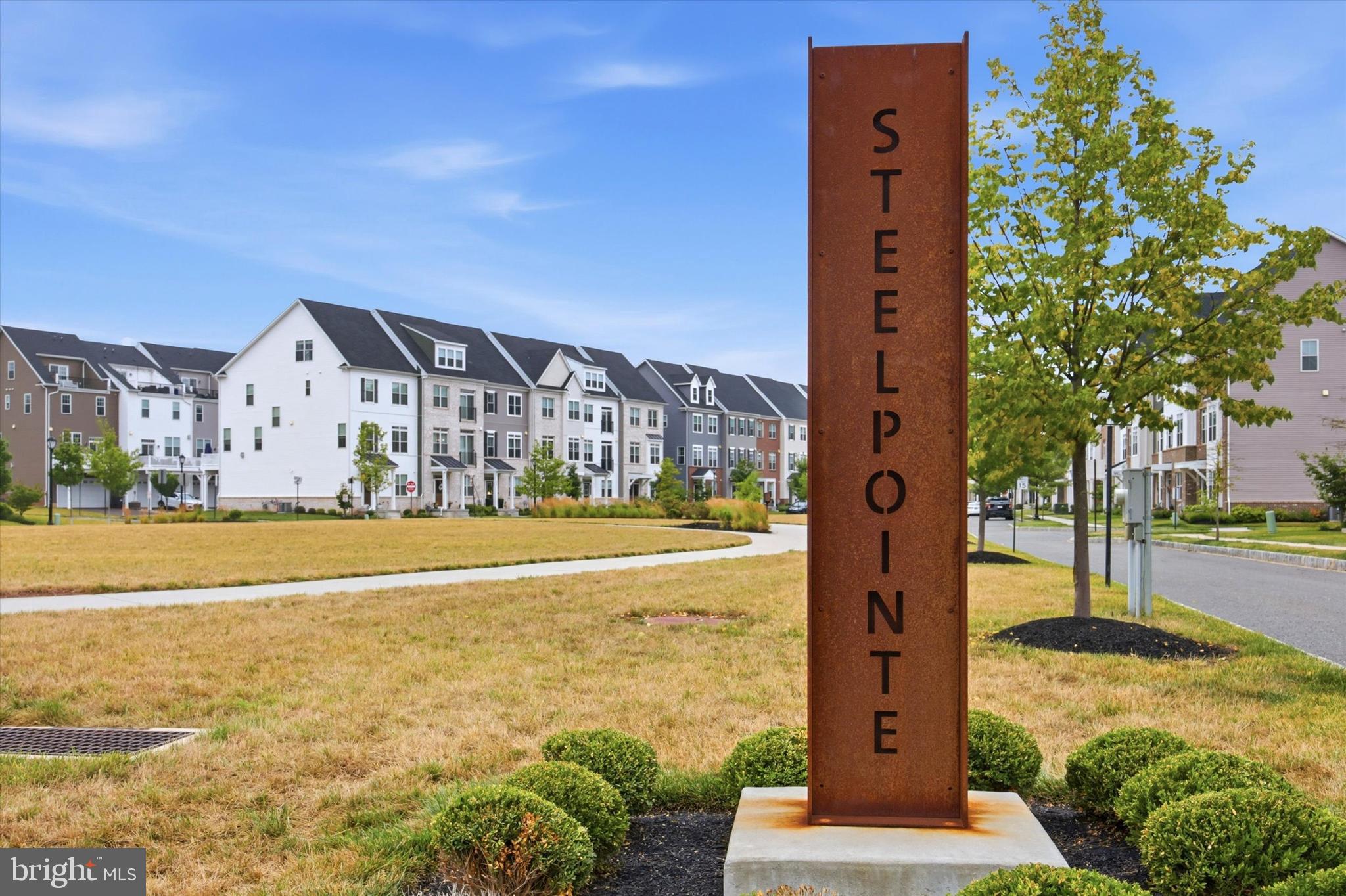 STEELPOINTE - Residential