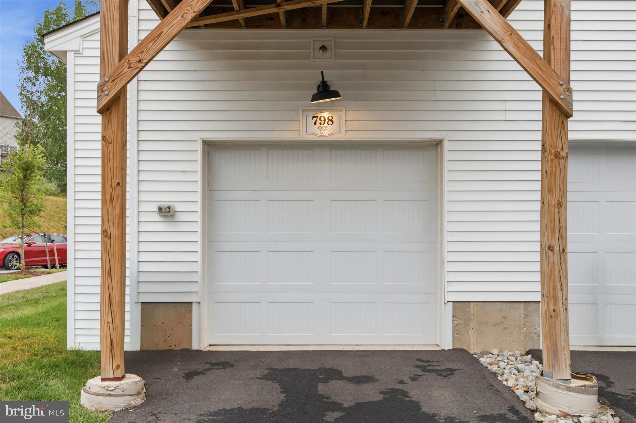 STEELPOINTE - Residential