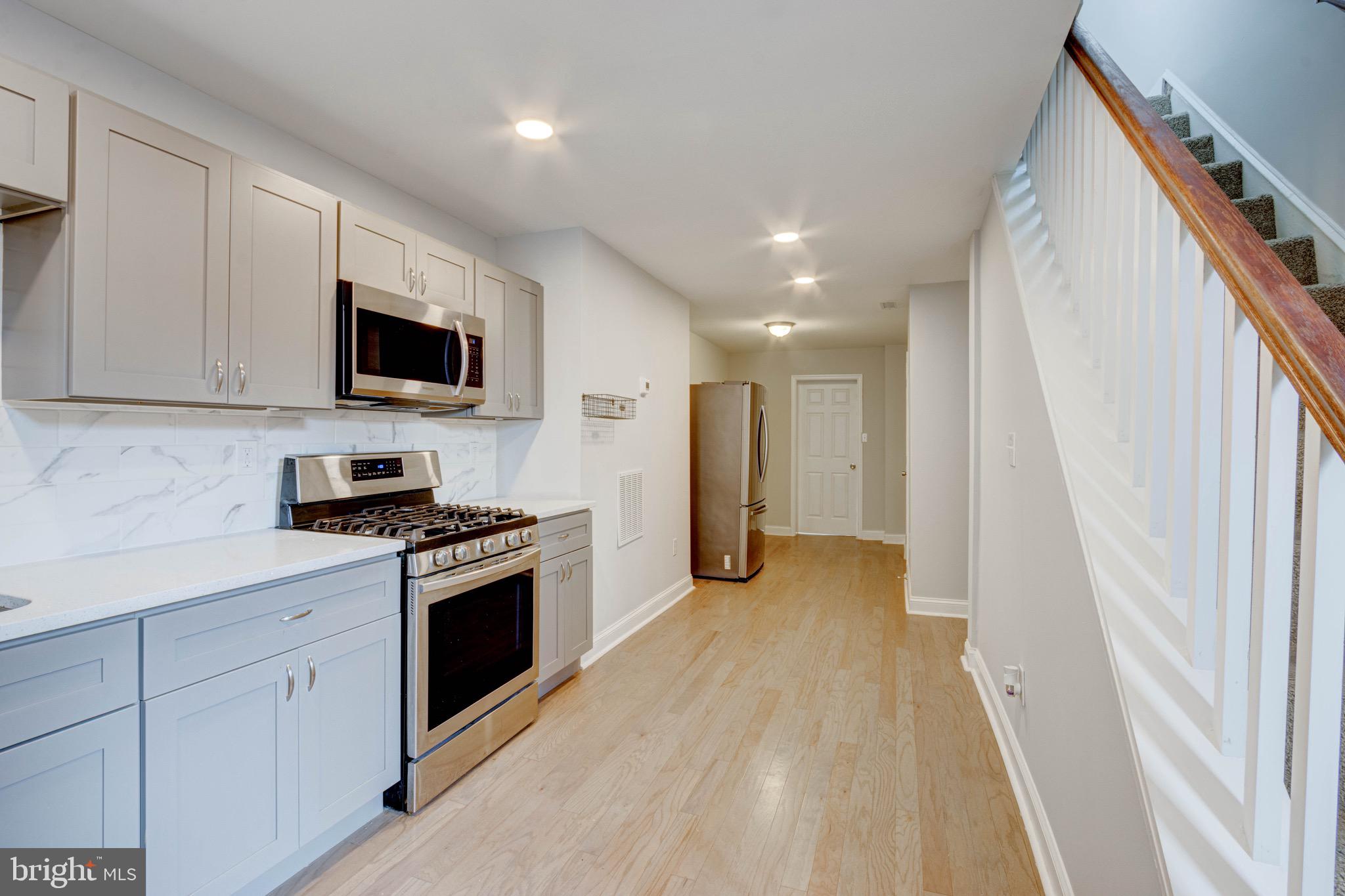 HIGHLANDTOWN - Residential