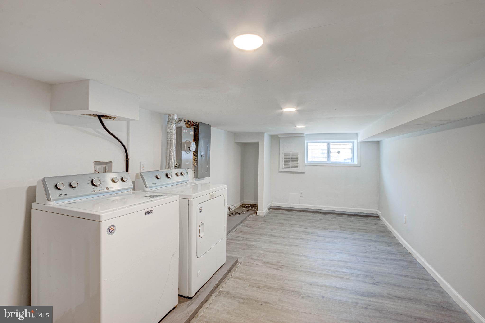 HIGHLANDTOWN - Residential