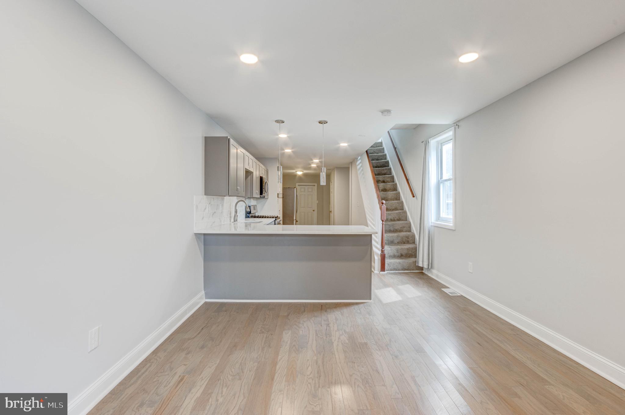HIGHLANDTOWN - Residential